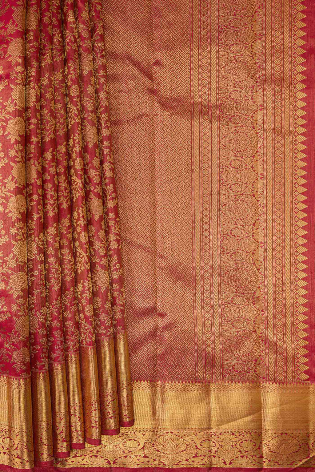 Pleats and pallu of Pure Silk Pure Zari Red Dual Tone Kanjivaram Tissue Saree with Zari Brocade on the body and Zari Border. 