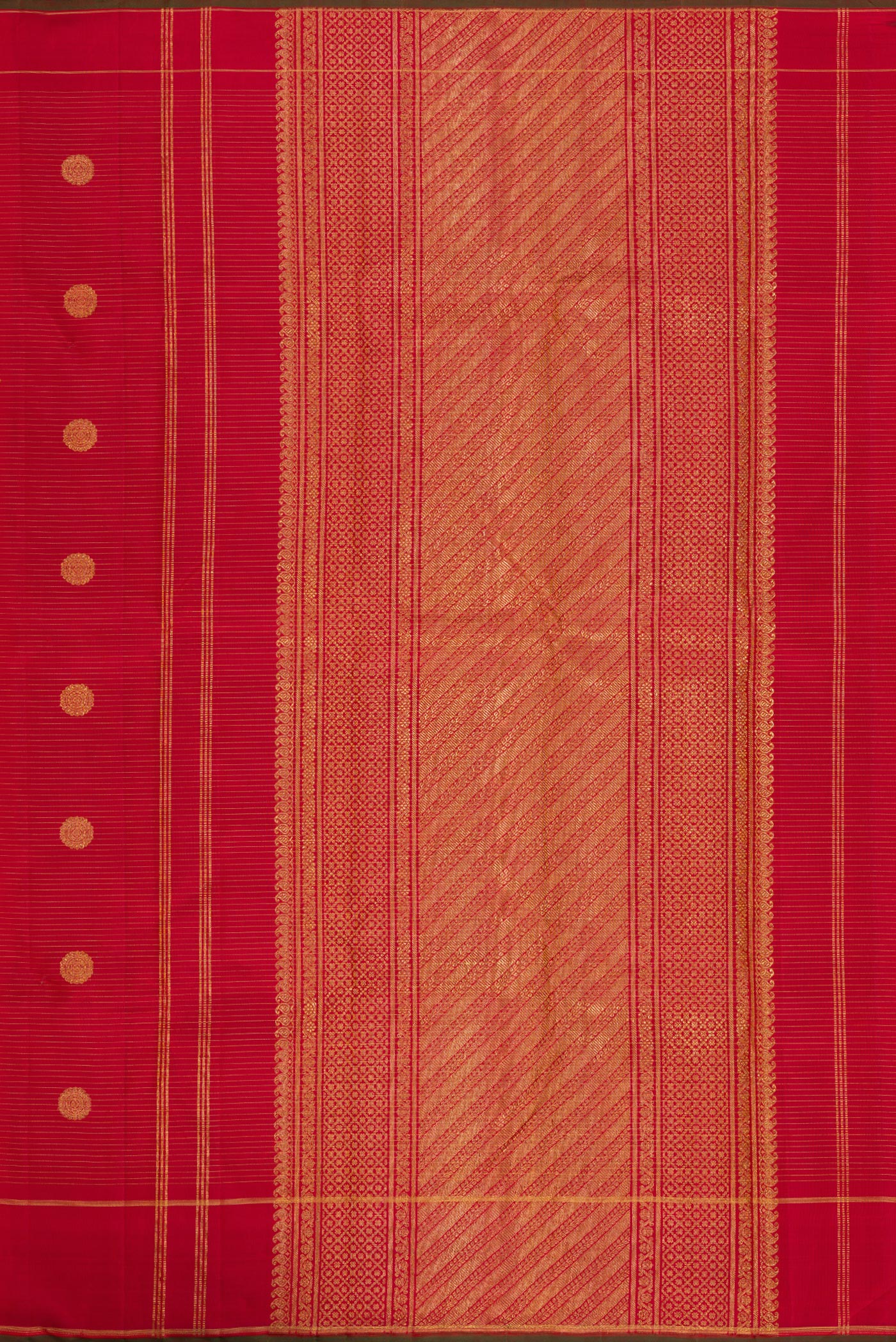 Close up image of the pallu of Pure Silk Pure Zari Red Dual Tone Kanchipuram Saree with Zari Butta on the body and Zari Border. 