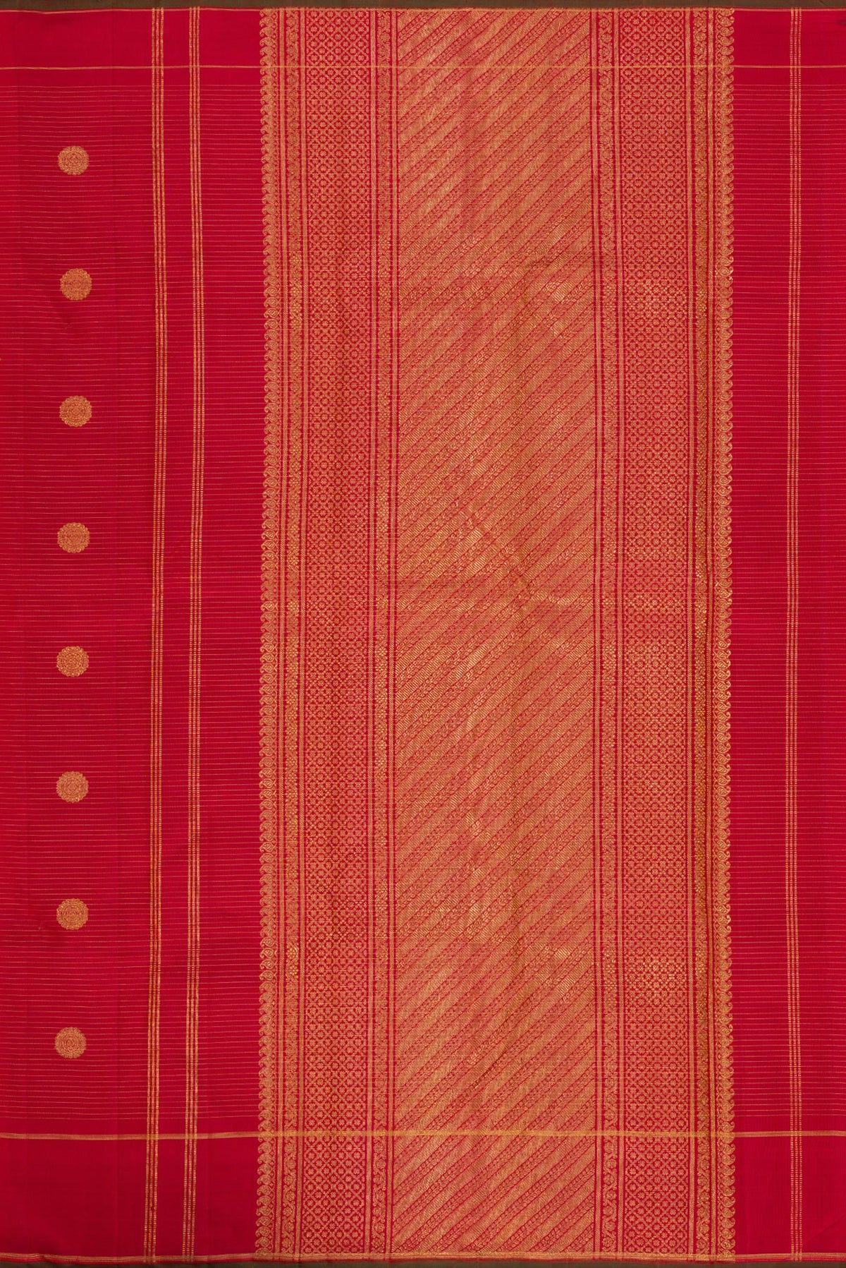 Close up image of the pallu of Pure Silk Pure Zari Red Dual Tone Kanchipuram Saree with Zari Butta on the body and Zari Border. 