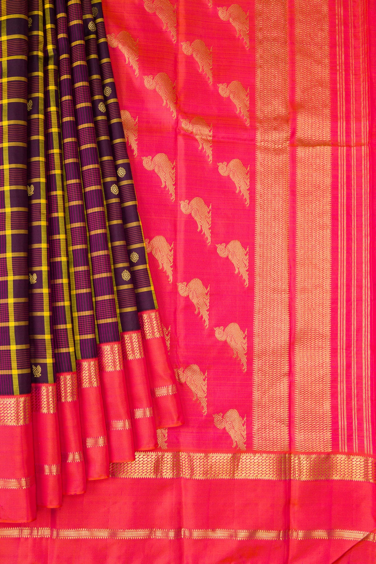 Pleats and pallu of Pure Silk Pure Zari Burgundy Dual Tone Kanjivaram Saree with Checked design on the body and Zari Border. 