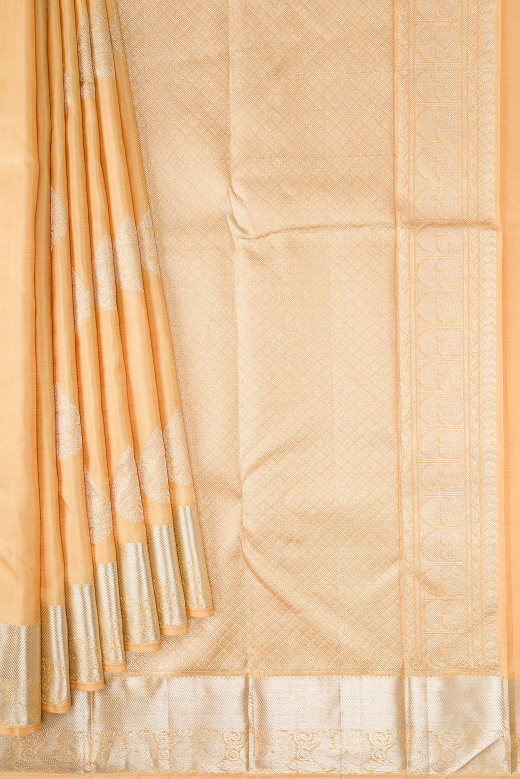 Pleats and pallu of Sandal Dual Tone Kanjivaram Silk Saree with Zari Butta on the body and Zari Border. 