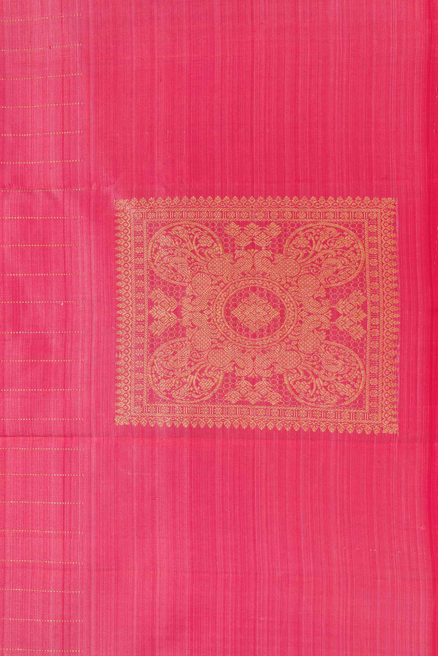 Border image of Pink Dual Tone Kanjivaram Silk Saree with Checked design on the body and Fancy Border. 