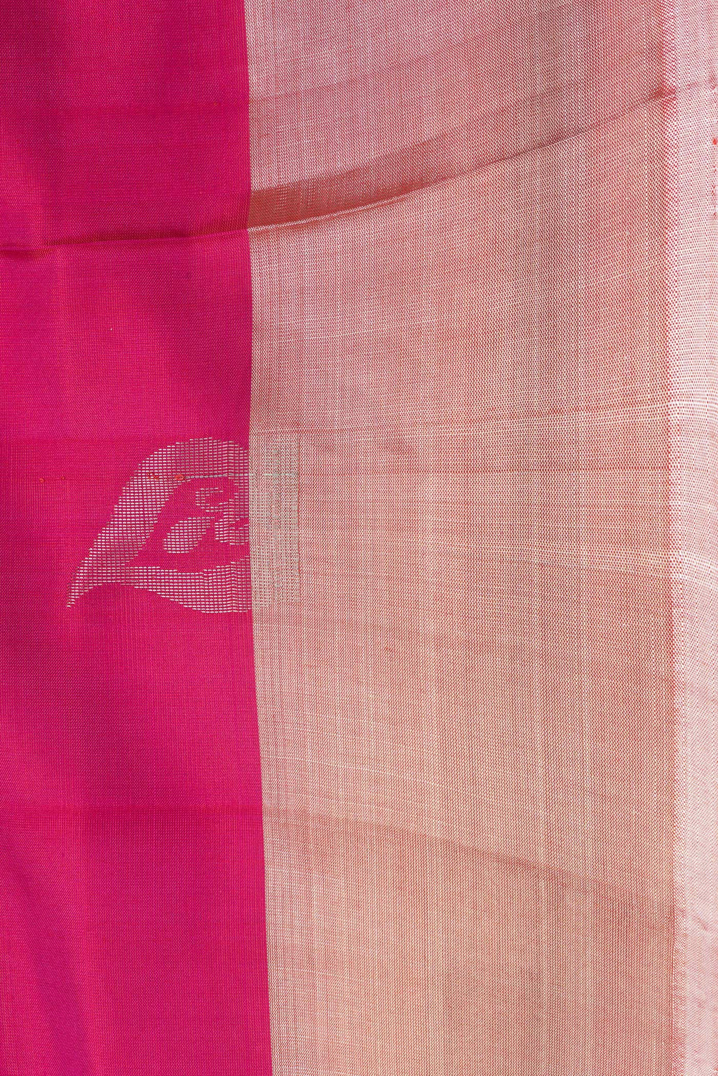 Border image of Pink Dual Tone Uppada Silk Saree with Zari Butta on the body and Zari Border. 