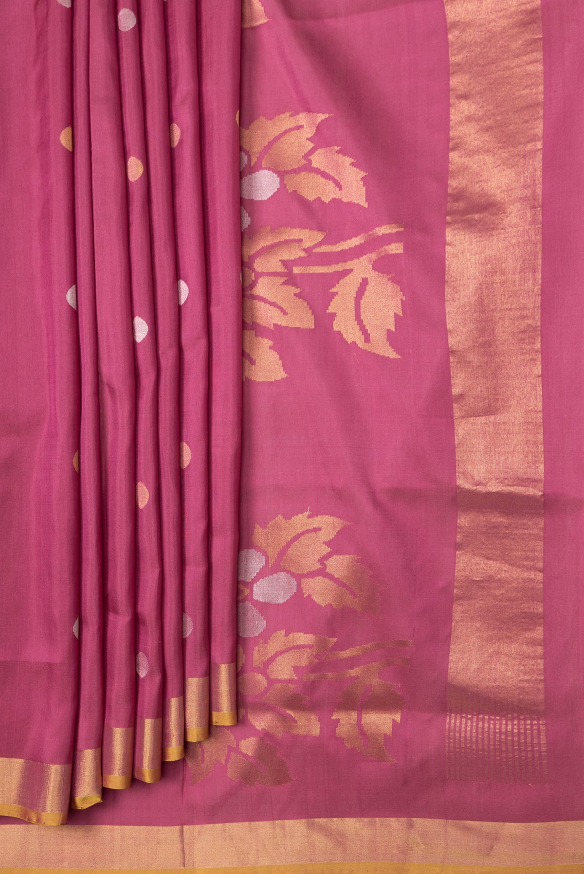 Pleats and pallu of Dark Pink Dual Tone Uppada Silk Saree with Zari And Thread Butta on the body and Zari Border. 