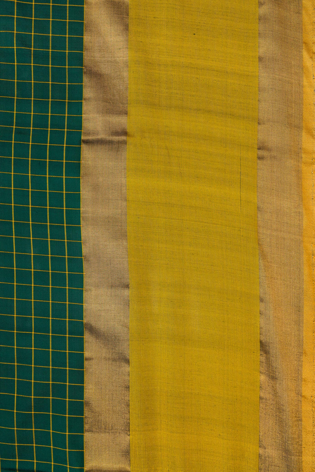 Border image of Green Dual Tone Soft Silk Saree with Zari Butta on the body and Zari Border. 