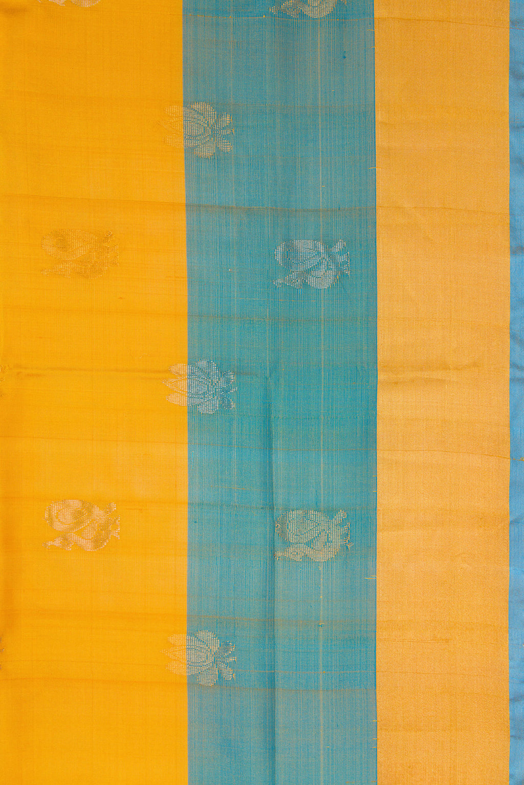 Border image of Mustard Dual Tone Uppada Silk Saree with Zari Butta on the body and Zari Border. 
