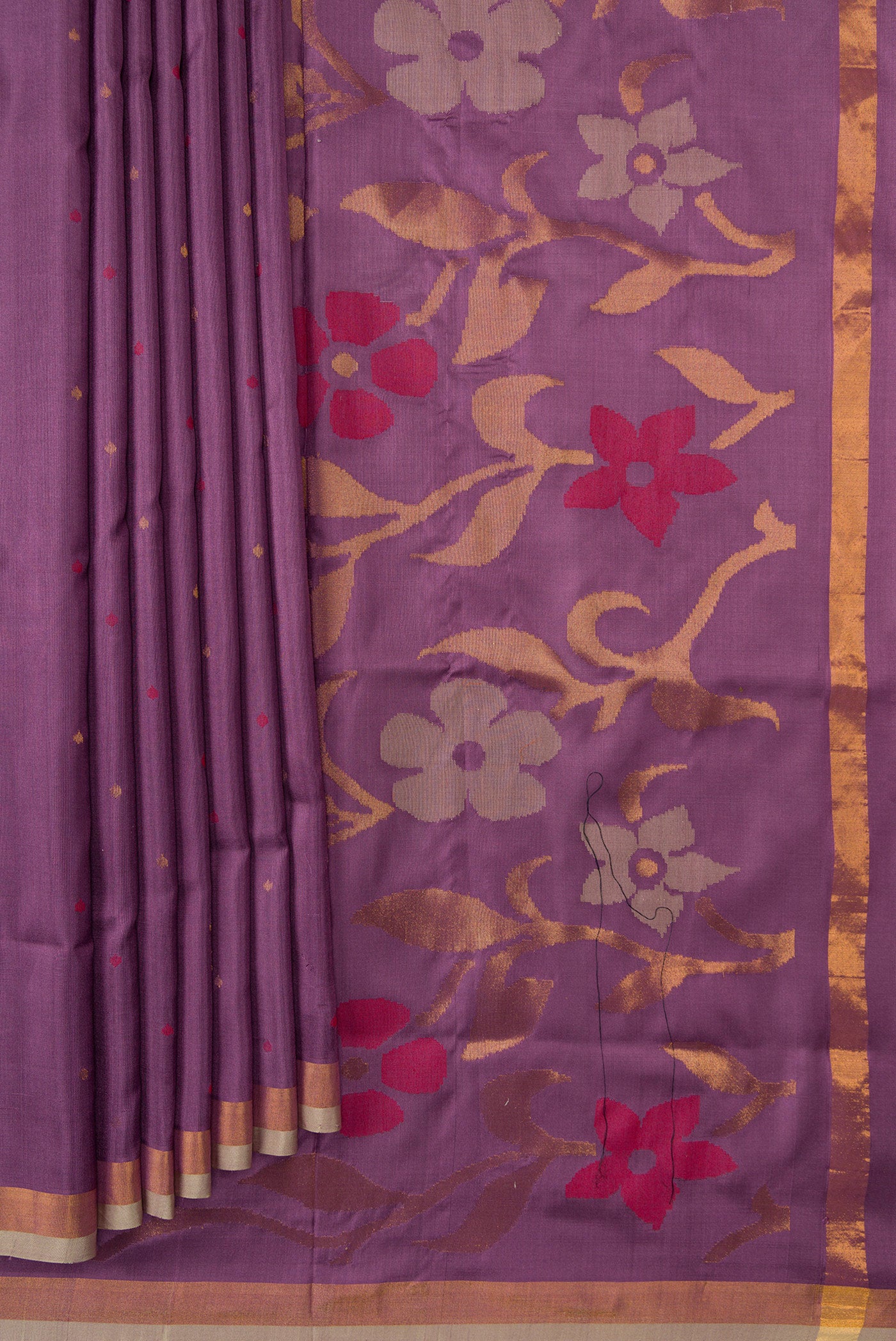 Pleats and pallu of Lavender Dual Tone Uppada Silk Saree with Zari And Thread Butta on the body and Zari Border. 