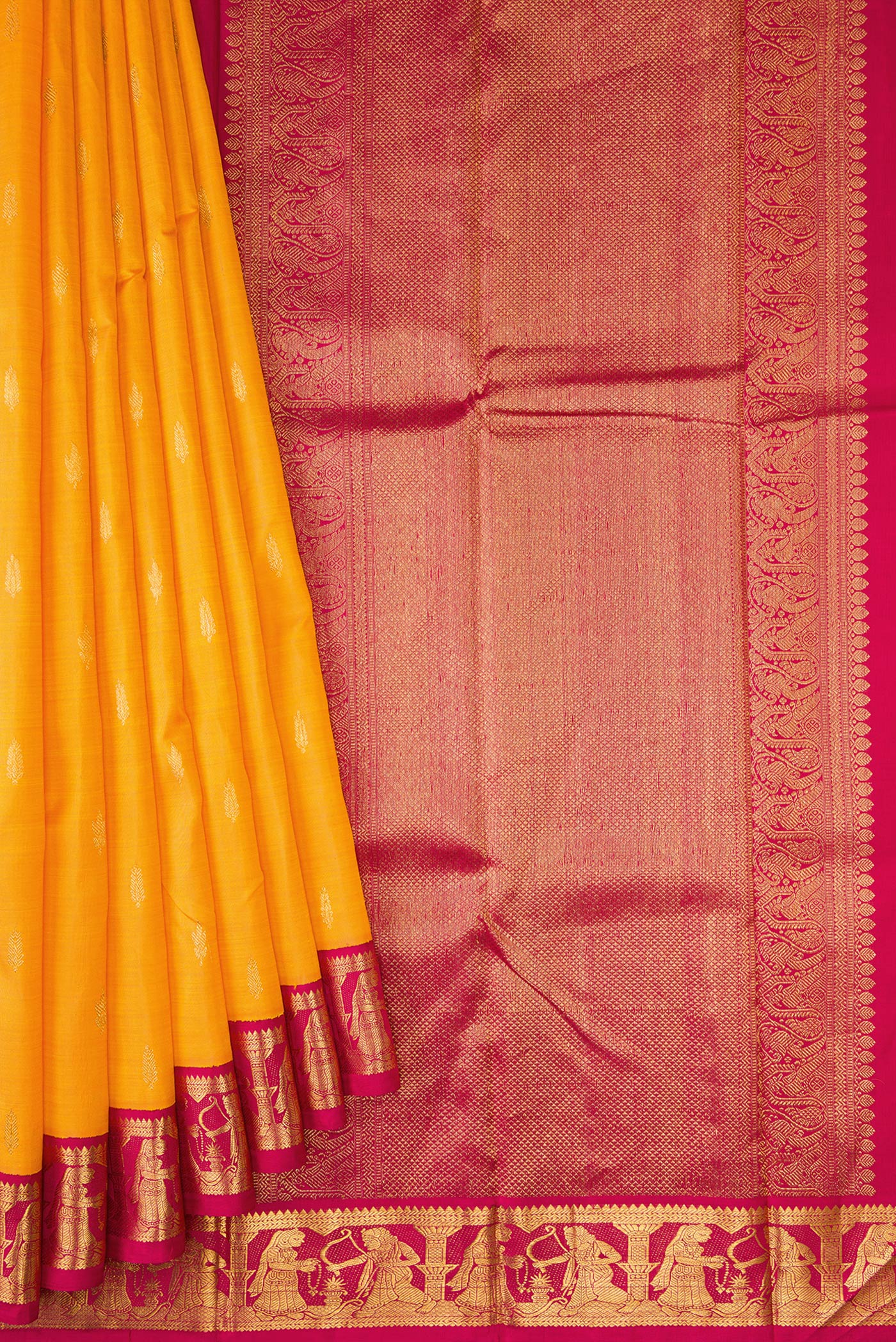 Pleats and pallu of Pure Silk Pure Zari Orange Dual Tone Kanjivaram Saree with Zari Butta on the body and Zari Border. 
