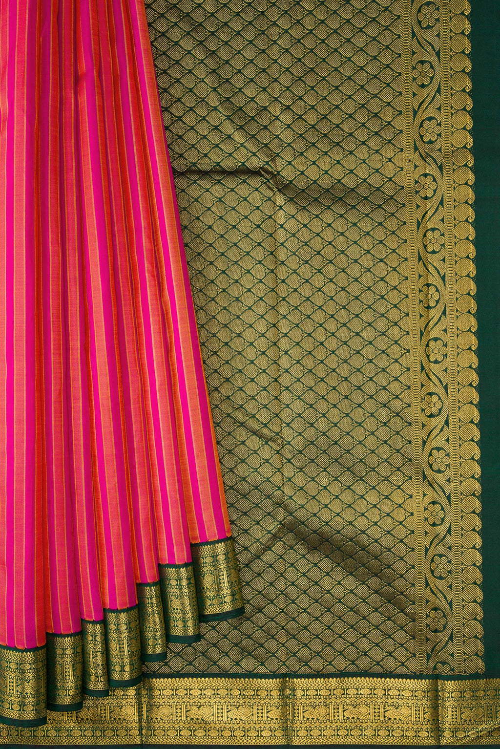 Pleats and pallu of Pink Dual Tone Kanjivaram Silk Saree with Stripes on the body and Zari Border. 