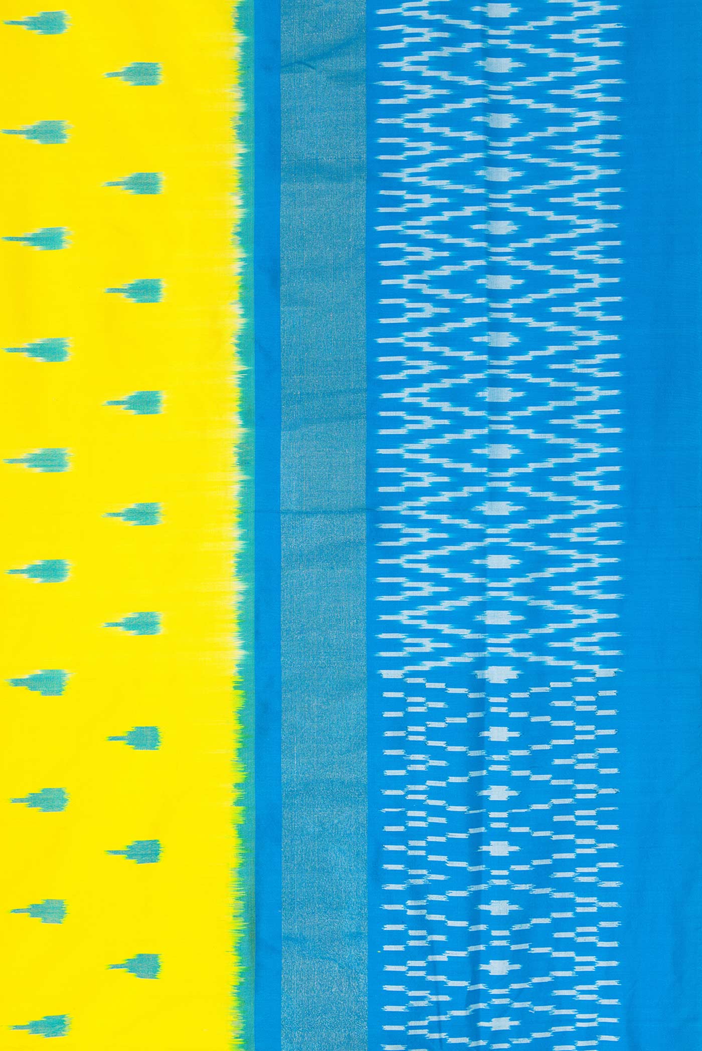 Border image of Lemon Yellow Pochampally Silk Saree with Pure Ikat on the body and Zari Border
