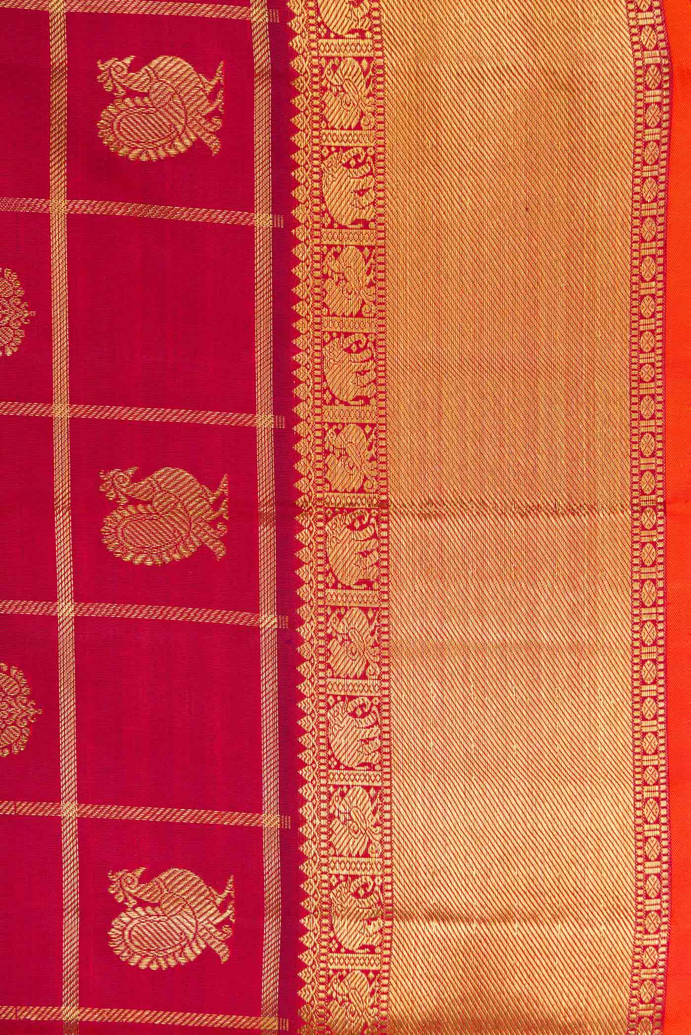 Border image of Pure Silk Pure Zari Maroon Dual Tone Kanjivaram Saree with Checked design on the body and Zari Border. 