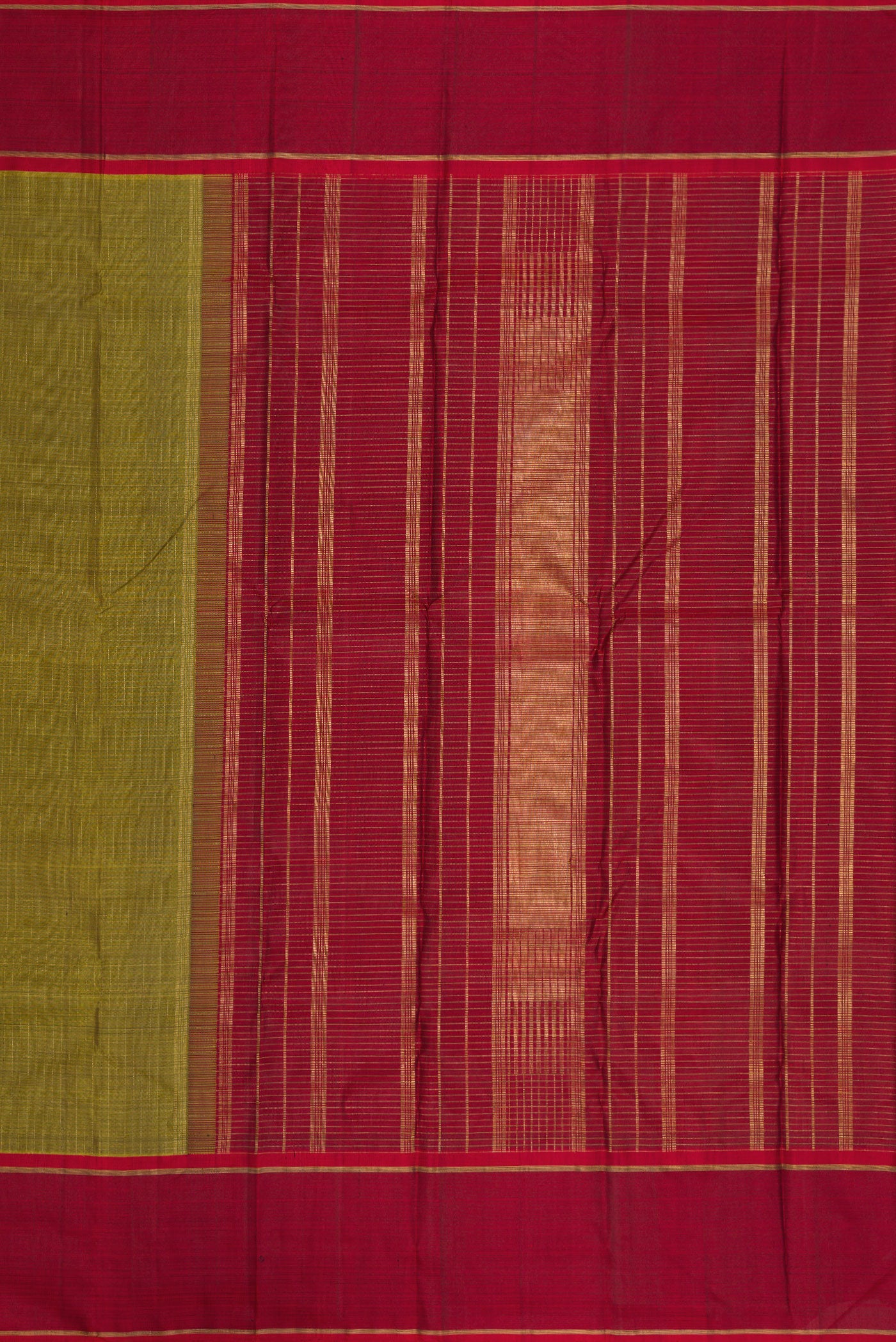 Close up image of the pallu of Green Dual Tone Kanchipuram Silk Saree with Zari Butta on the body and Zari Border. 
