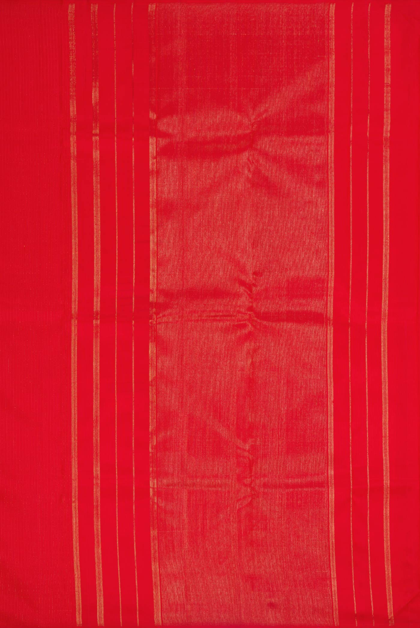 Close up image of the pallu of Pure Silk Pure Zari Red Dual Tone Kanjivaram Saree with Stripes on the body and Without Border. 