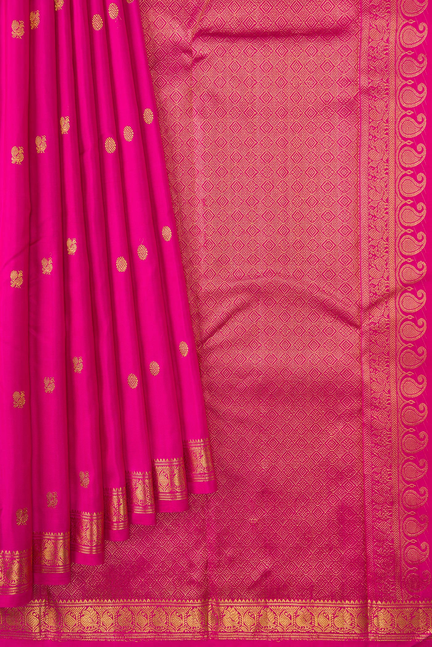 Pleats and pallu of Pink Dual Tone Kanchipuram Silk Saree with Zari Butta on the body and Zari Border. 