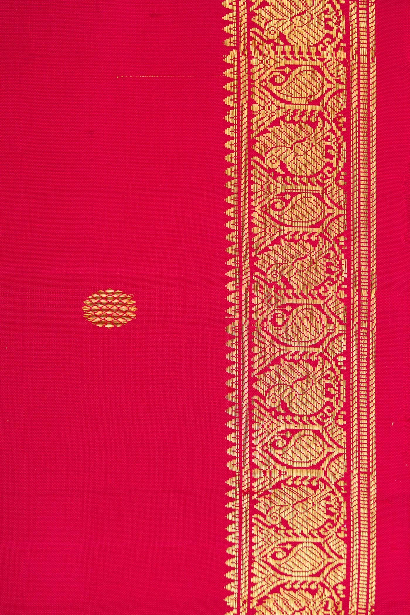 Border image of Maroon Dual Tone Kanchipuram Silk Saree with Zari Butta on the body and Zari Border. 