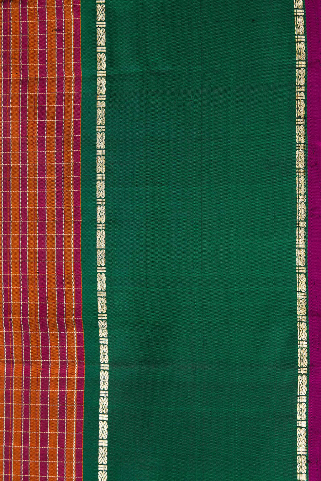 Border image of Orange Dual Tone Kanjivaram Silk Saree with Checked design on the body and Zari Border. 