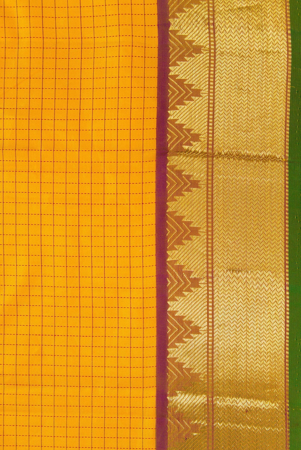 Border image of Mustard Dual Tone Kanjivaram Silk Saree with Checked design on the body and Zari Border. 