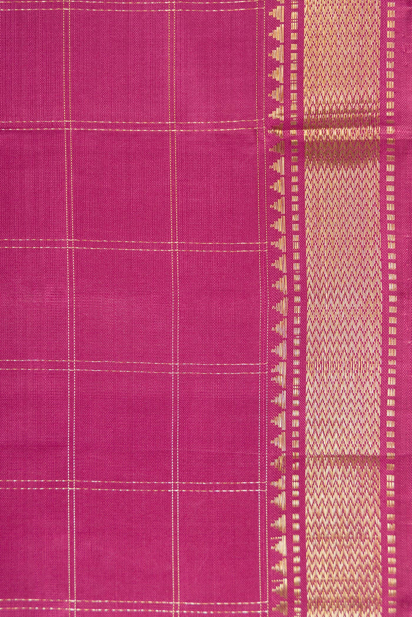 Border image of Pink Dual Tone Kanchipuram Silk Saree with Checked design on the body and Zari Border. 