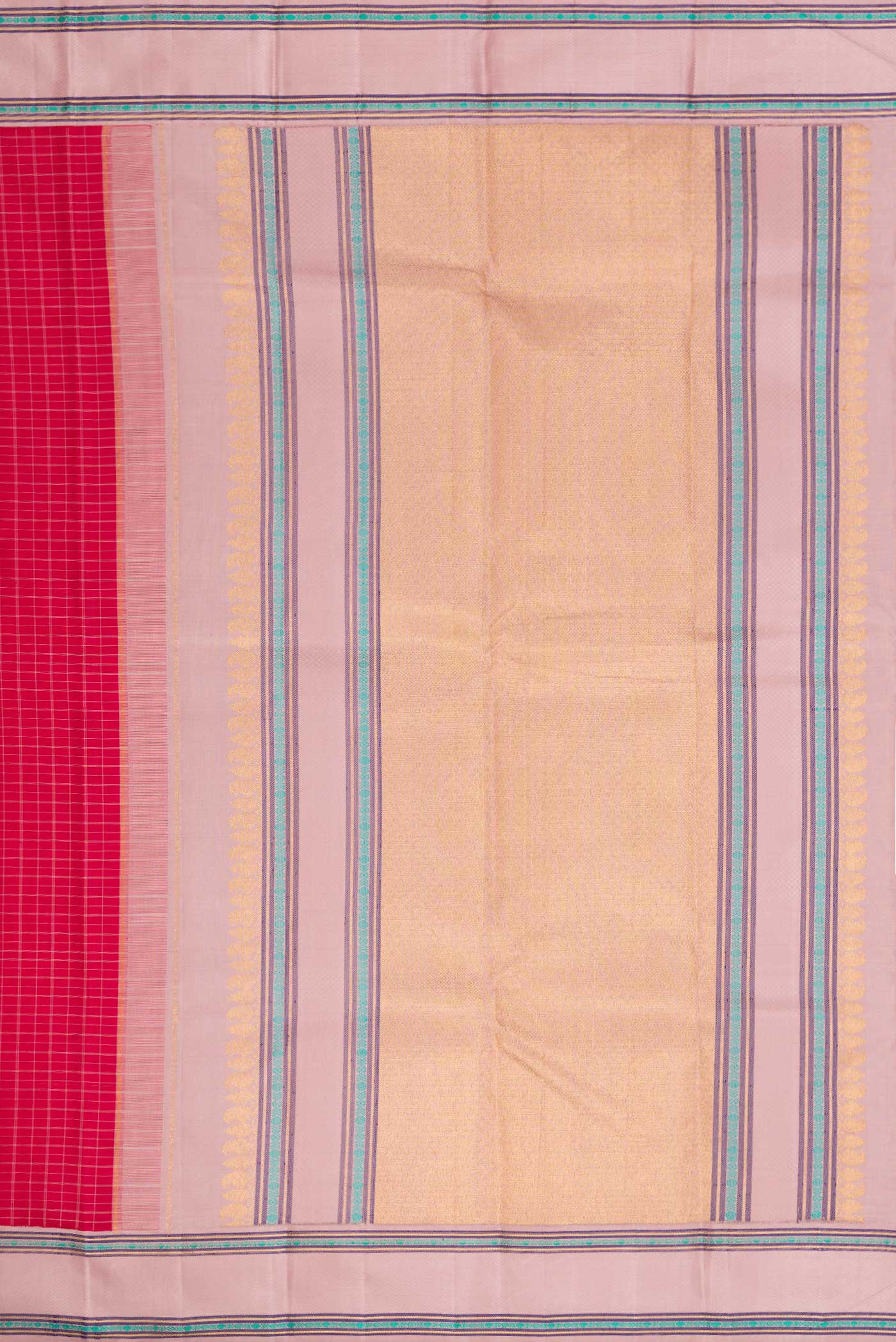 Close up image of the pallu of Pure Silk Pure Zari Maroon Dual Tone Kanjivaram Saree with Checked design on the body and Zari And Thread Border. 
