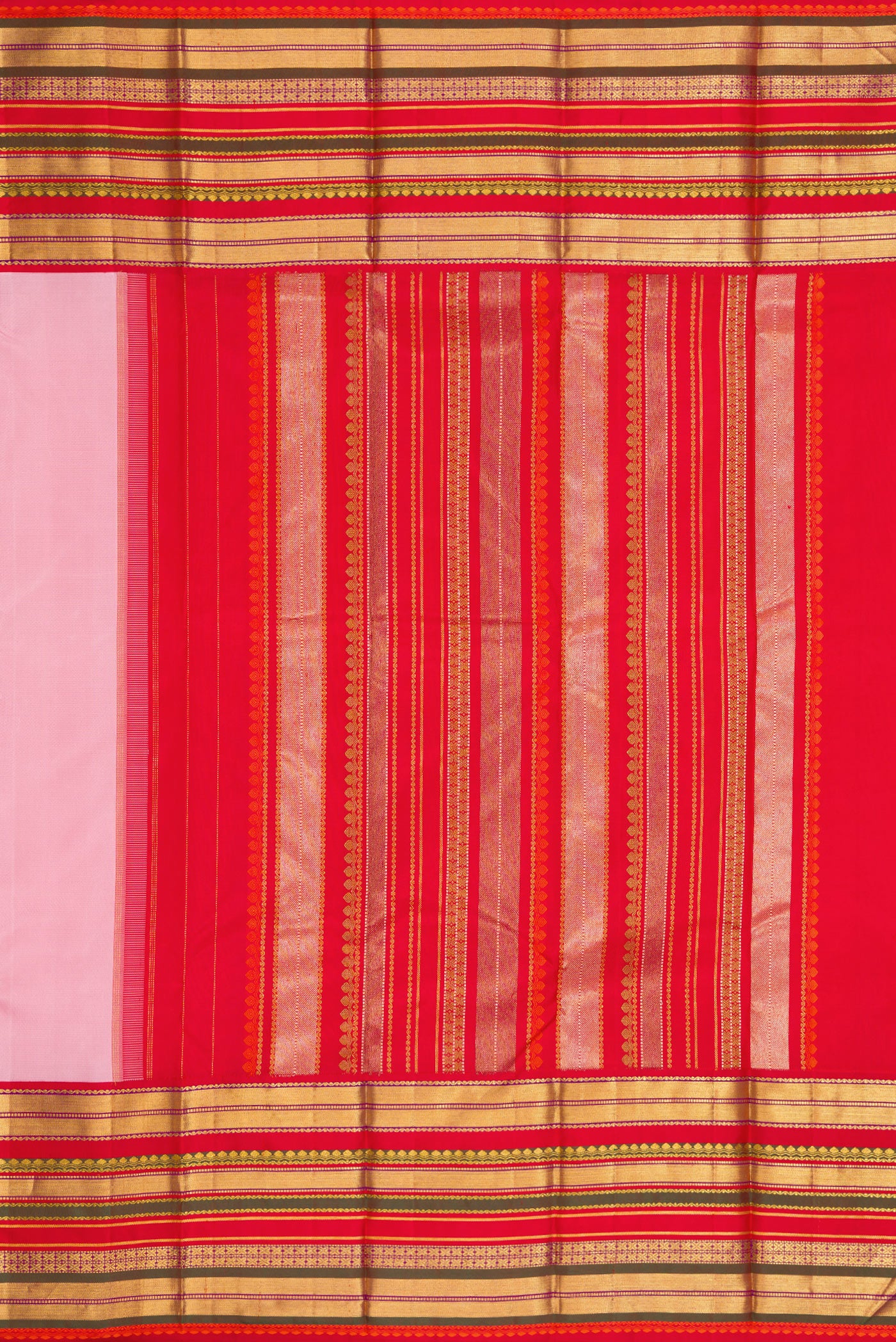 Close up image of the pallu of Pink Dual Tone Kanjivaram Silk Saree with Zari Butta on the body and Zari Border. 