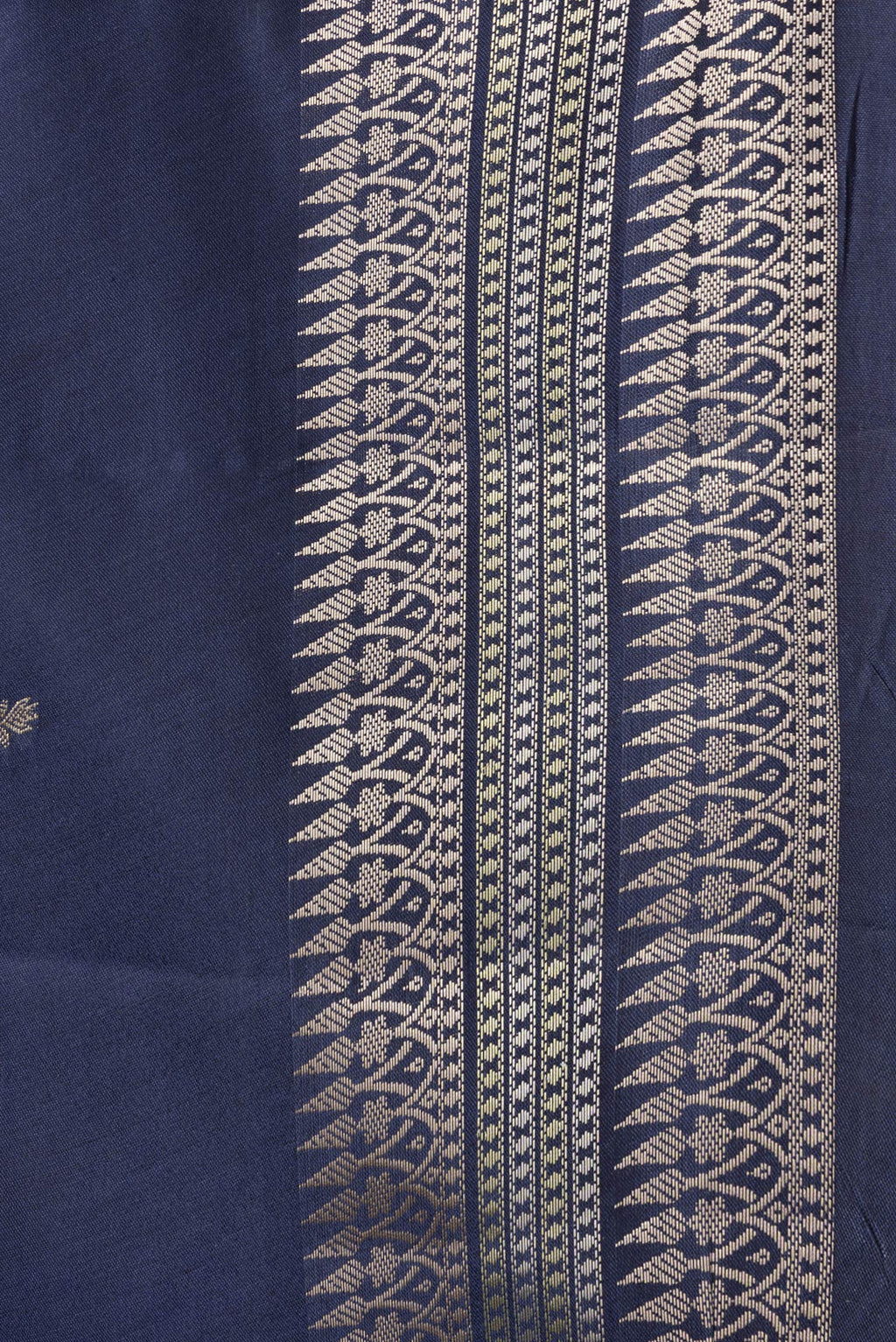 Border image of Navy Blue Dual Tone Tussar Silk Saree with Zari Butta on the body and Zari Border. 
