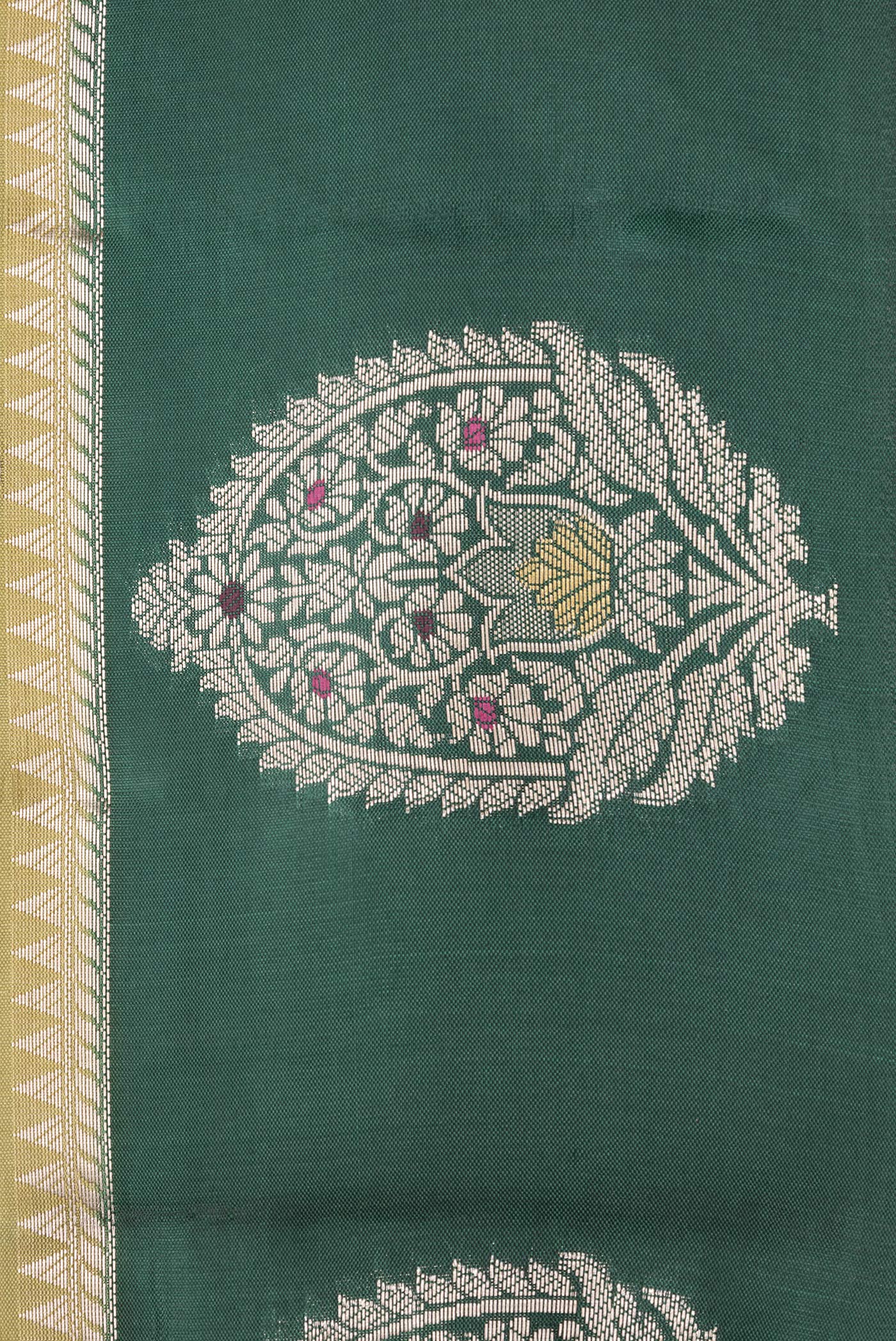 Border image of Mehandi Green Dual Tone Tussar Silk Saree with Zari Butta on the body and Fancy Border. 