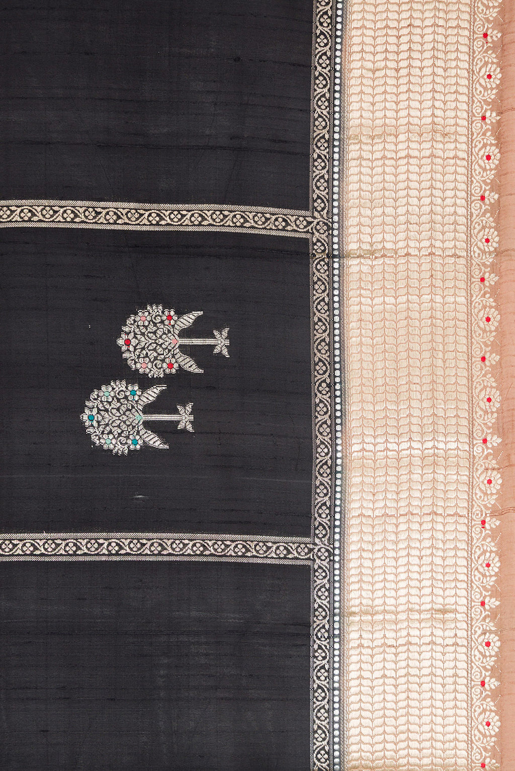 Border image of Black Dual Tone Tussar Silk Saree with Checked design on the body and Zari Border. 