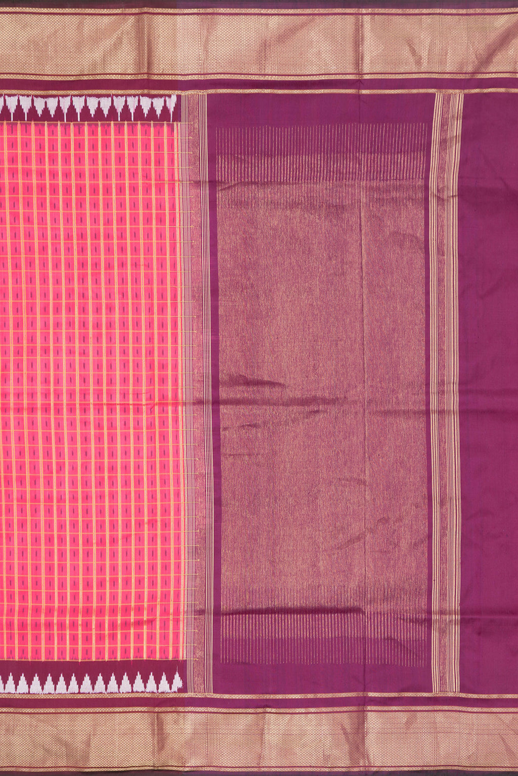 Close up image of the pallu of Pink Dual Tone Double Ikat Saree with Ikat Print on the body and Zari Border. 