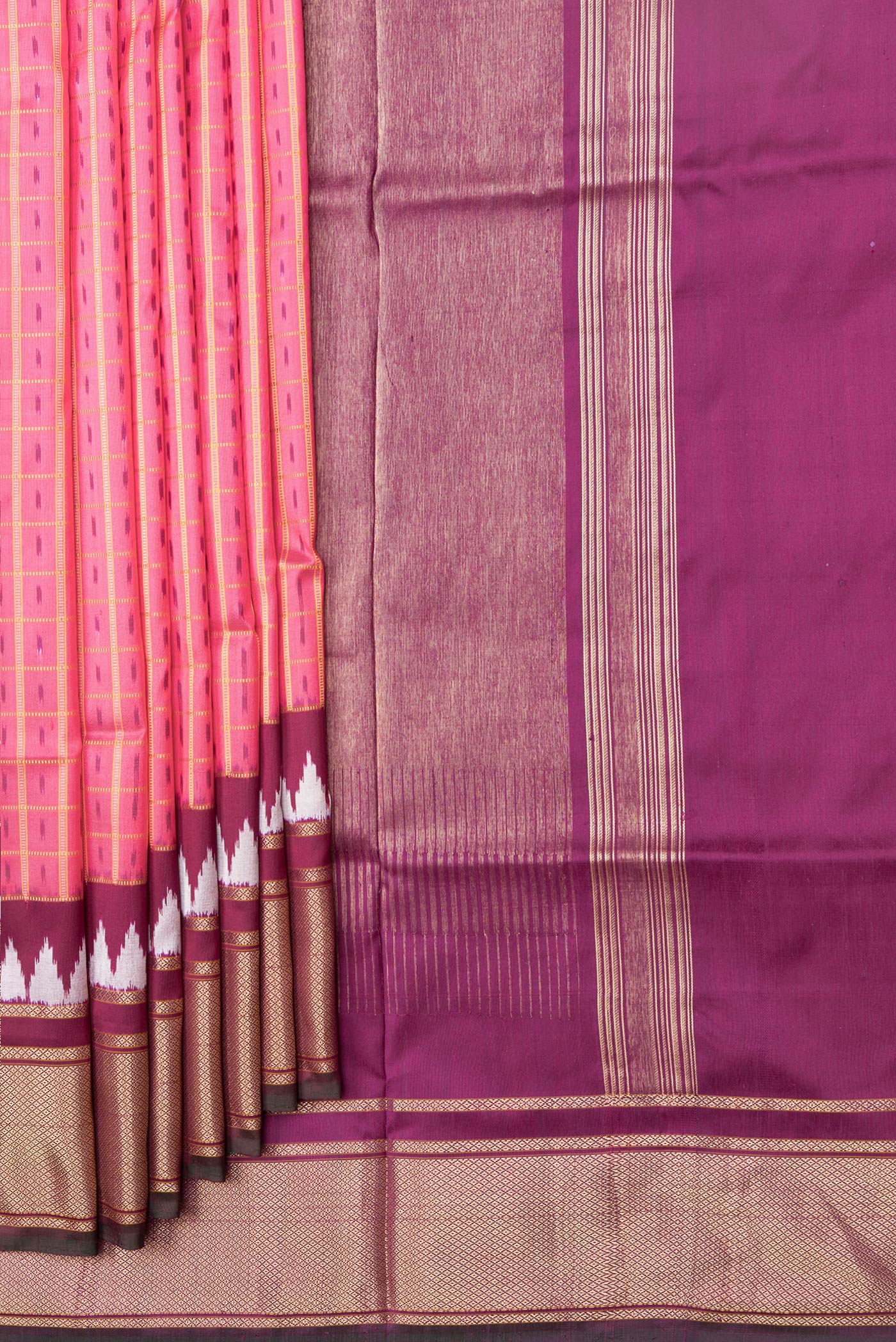 Pleats and pallu of Pink Dual Tone Double Ikat Saree with Ikat Print on the body and Zari Border. 