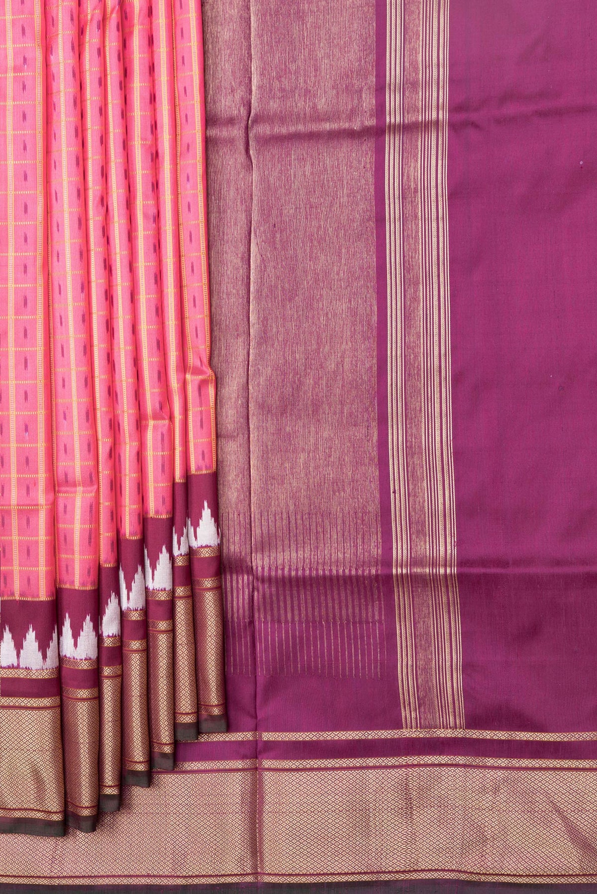 Pleats and pallu of Pink Dual Tone Double Ikat Saree with Ikat Print on the body and Zari Border. 