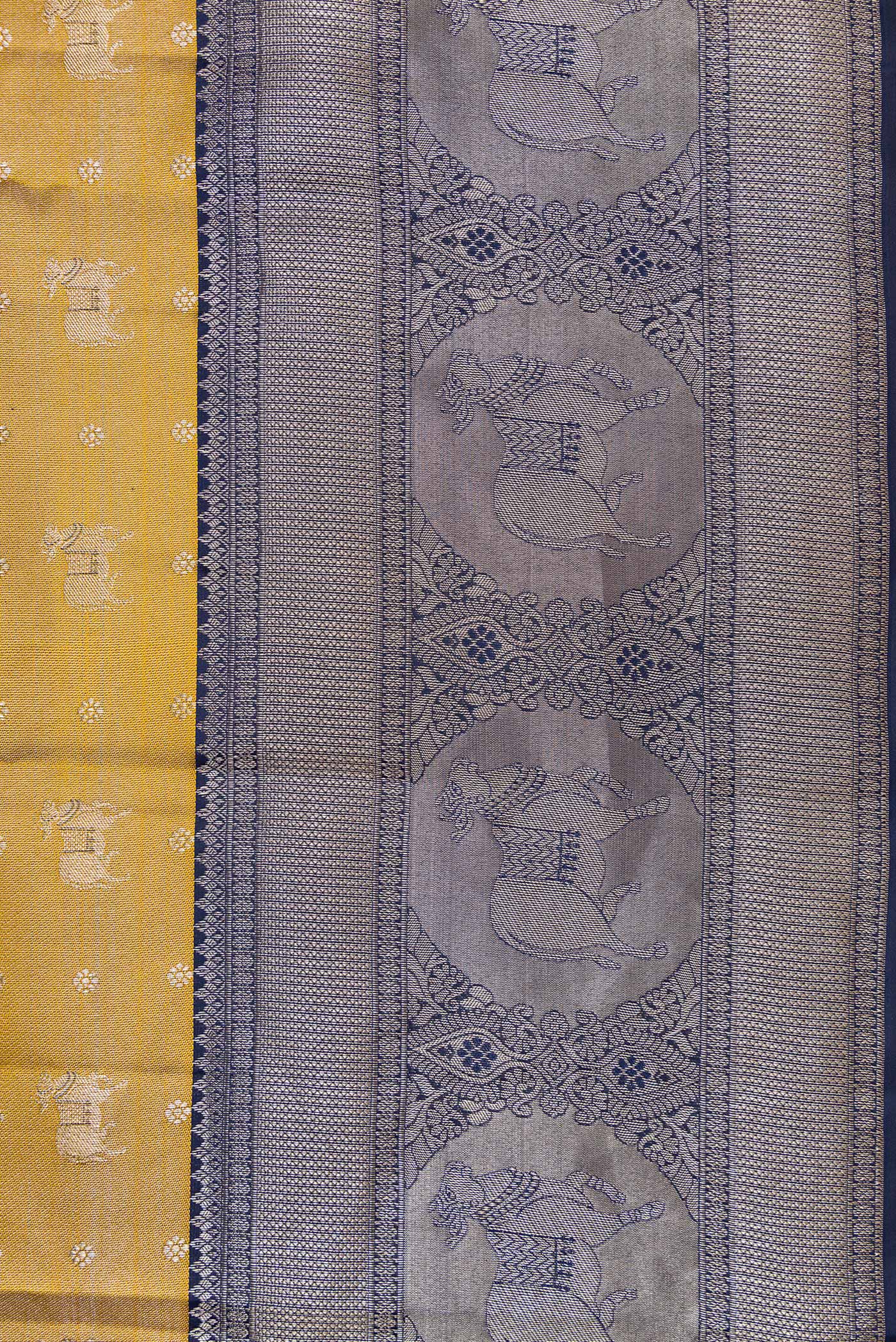 Border image of Gold Dual Tone Kanjivaram Tissue Silk Saree with Zari Brocade on the body and Fancy Border. 
