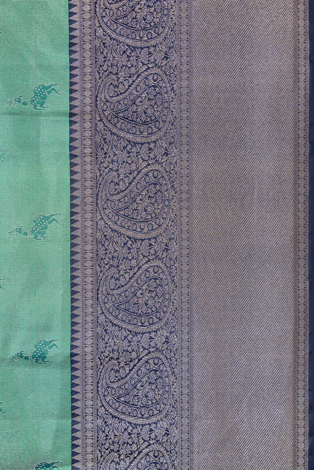 Border image of Green Dual Tone Kanjivaram Tissue Silk Saree with Zari Brocade on the body and Fancy Border. 