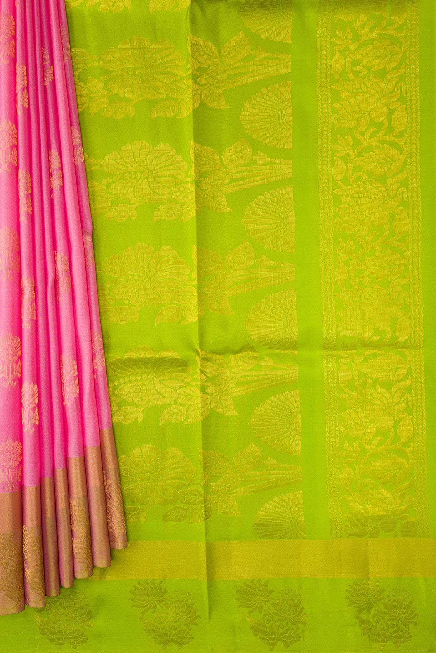 Pleats and pallu of Pink Dual Tone Soft Silk Saree with Zari Butta on the body and Fancy Border. 