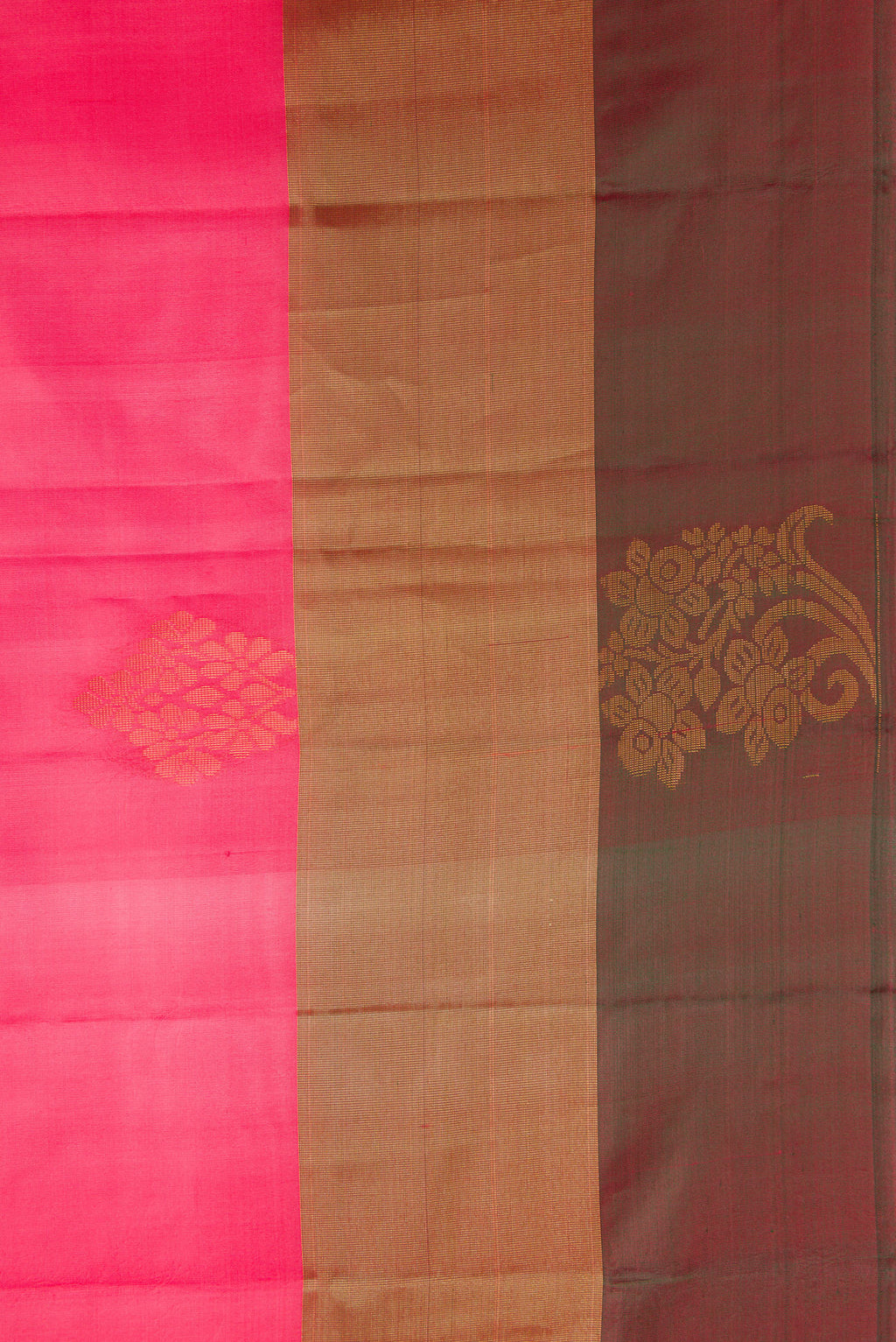 Border image of Pink Dual Tone Soft Silk Saree with Zari Butta on the body and Fancy Border. 