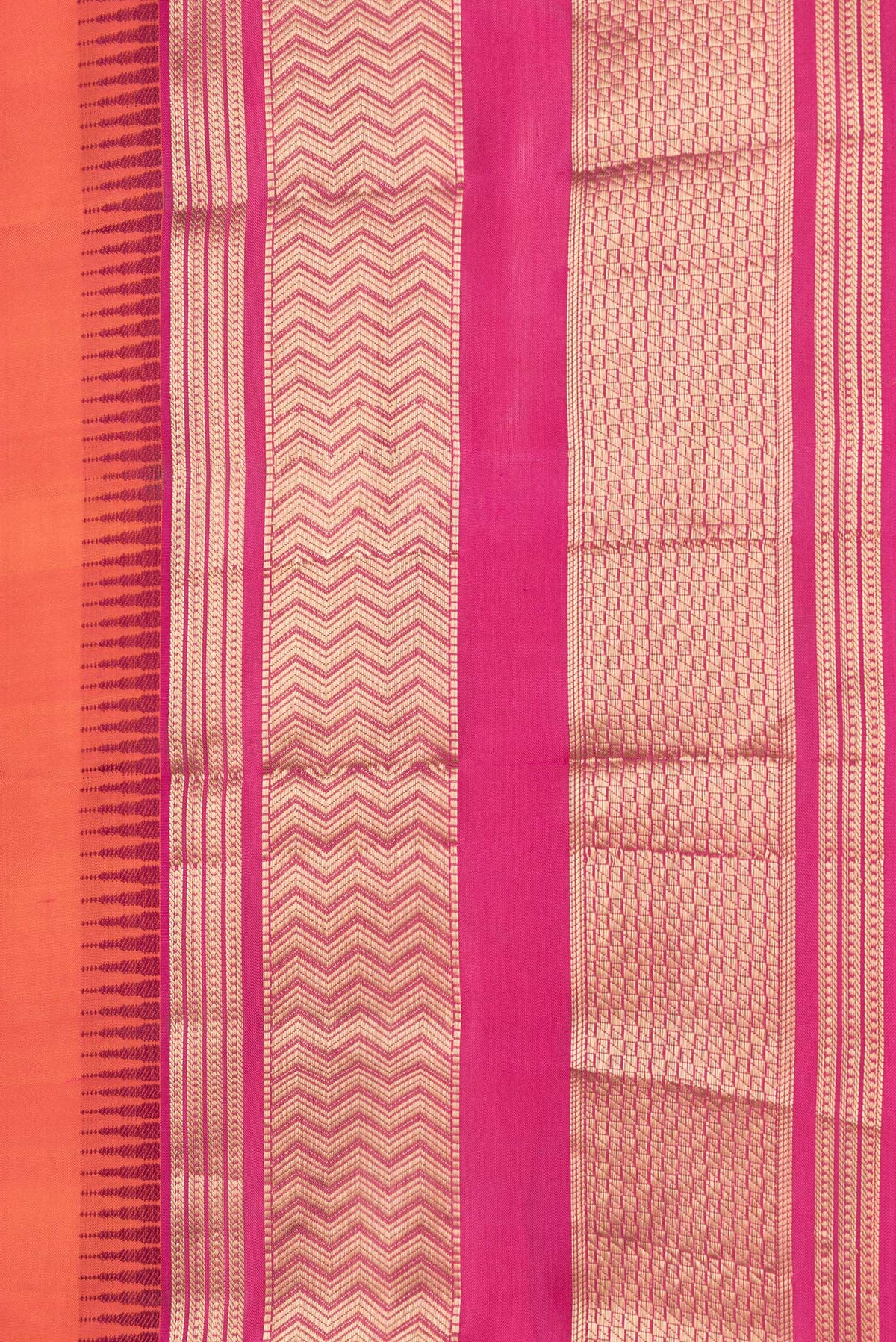 Border image of Orange Dual Tone Kanjivaram Silk Saree with Zari Butta on the body and Zari Border. 