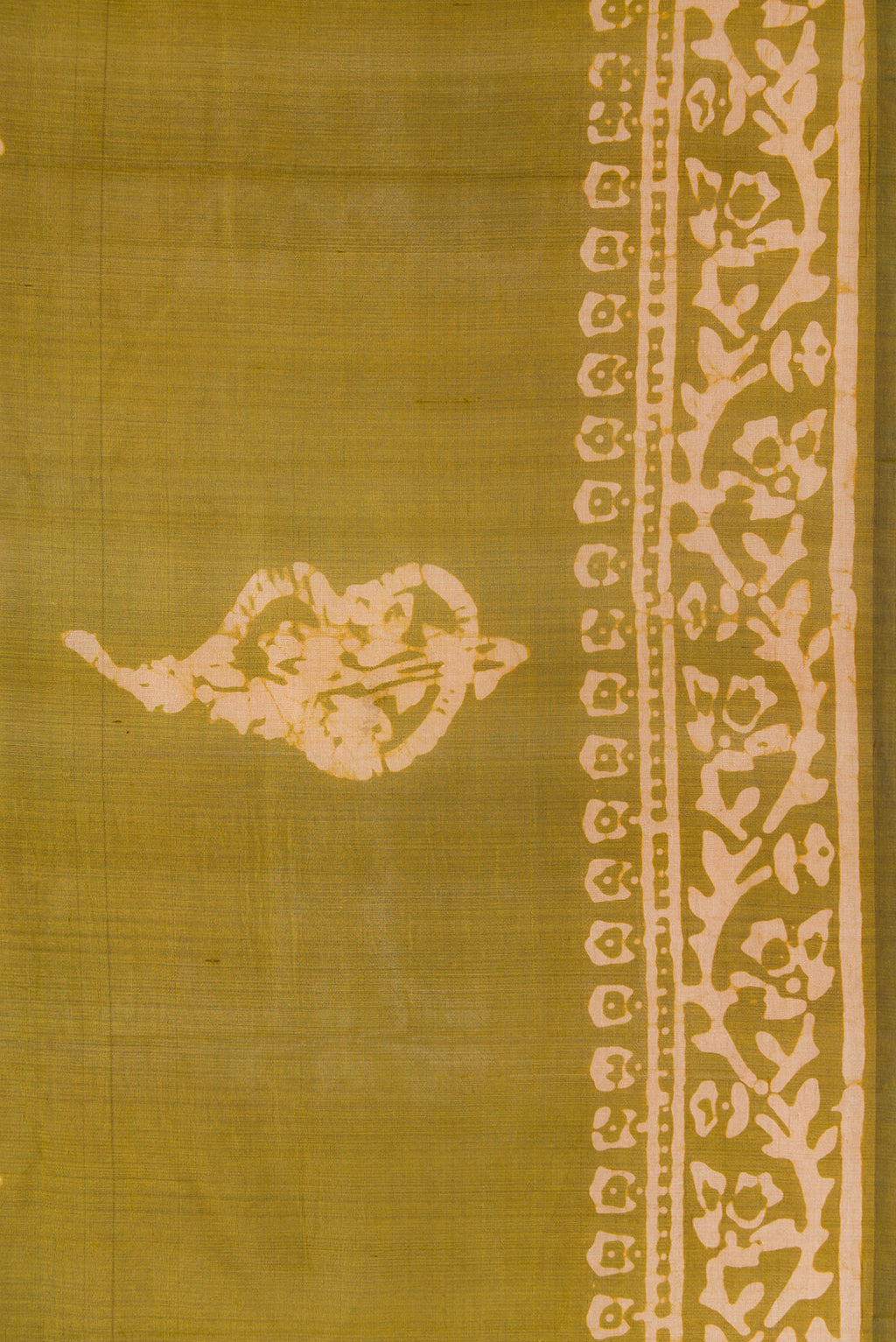 Border image of Mehandi Green Dual Tone Tussar Silk Saree with Printed design on the body and Printed Border. 