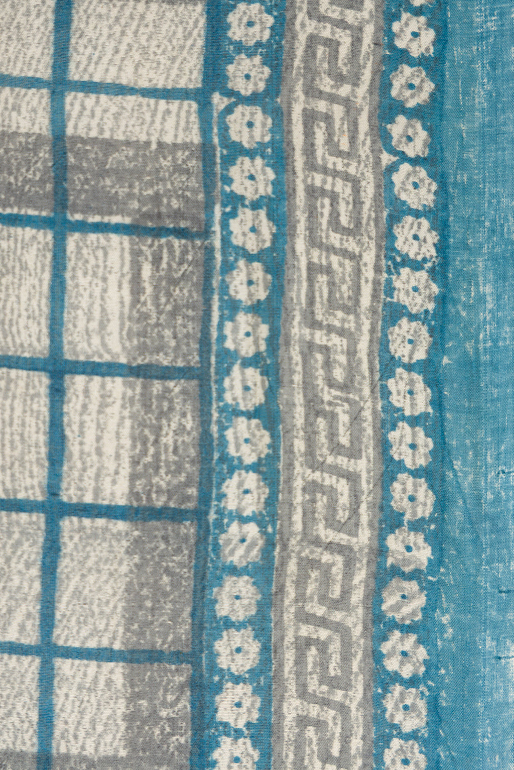 Border image of Grey Dual Tone Tussar Silk Saree with Checked design on the body and Fancy Border. 