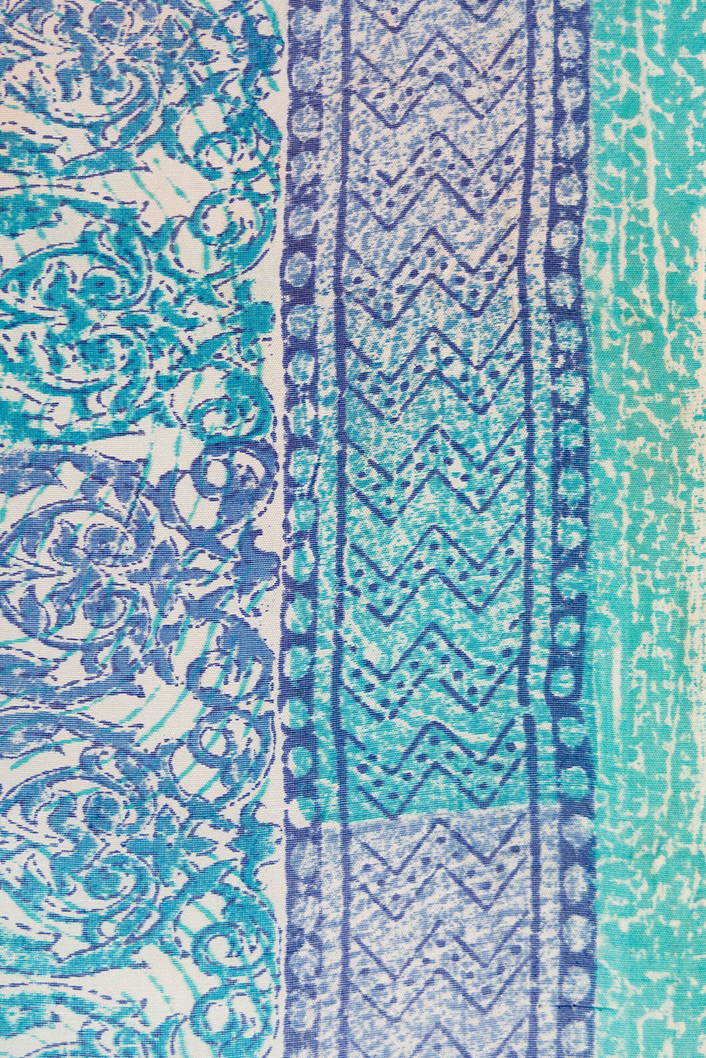 Border image of Sky Blue Dual Tone Tussar Silk Saree with Printed design on the body and Printed Border. 