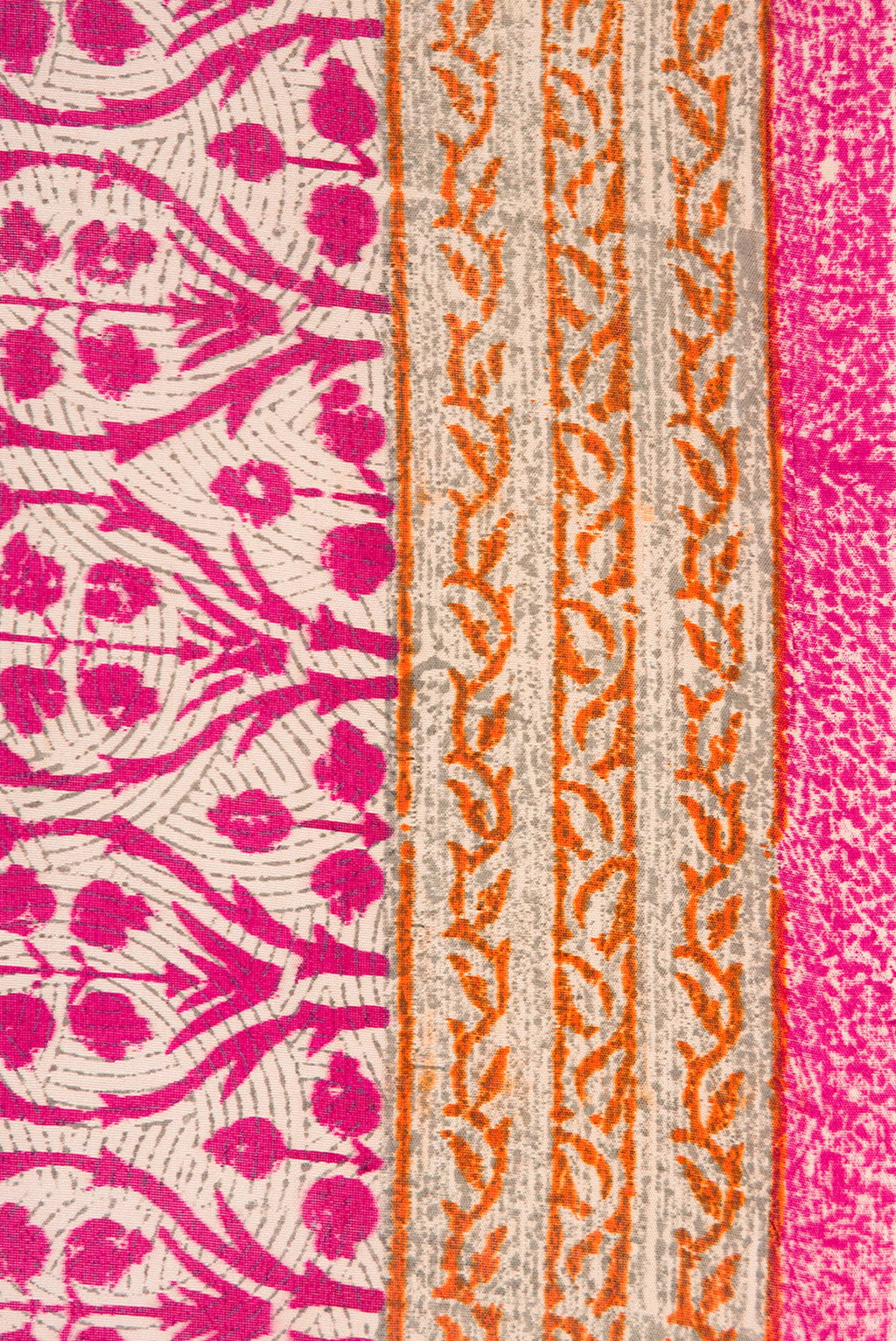 Border image of Pink Dual Tone Tussar Silk Saree with Printed design on the body and Printed Border. 
