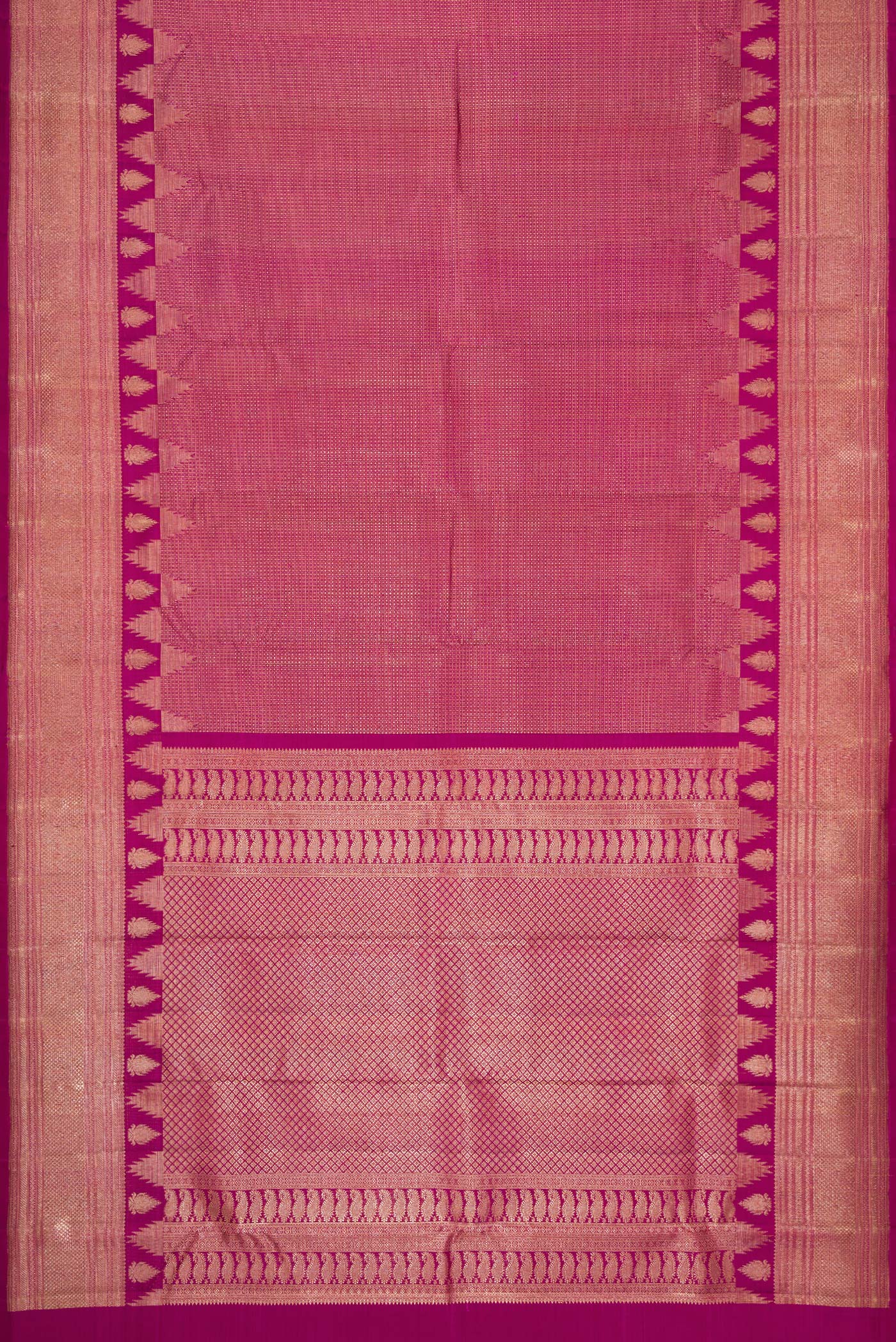 Flat view of Magenta Dual Tone Kanchipuram Silk Saree with Zari Brocade on the body and Fancy Border. 