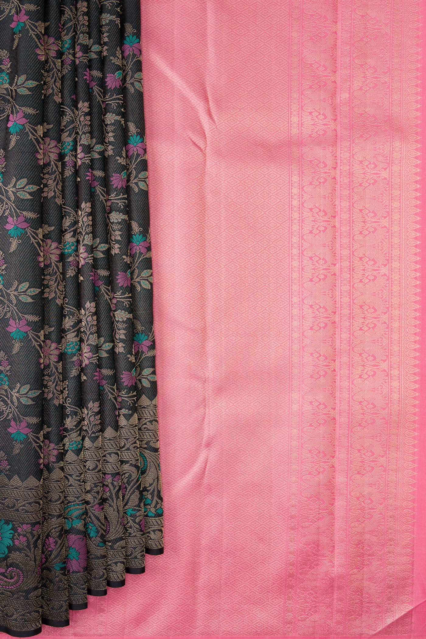 Pleats and pallu of Black Dual Tone Kanchipuram Silk Saree with Zari Brocade on the body and Fancy Border. 