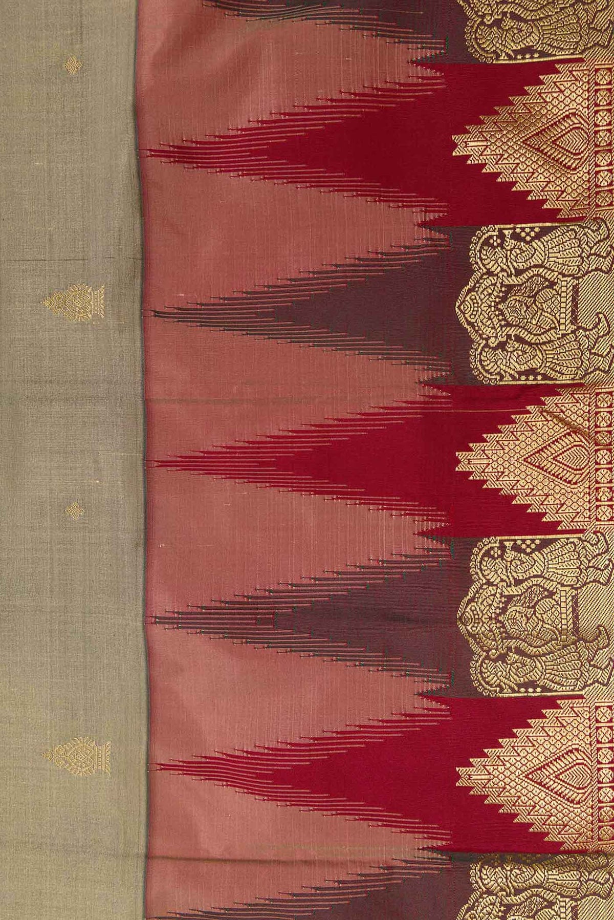 Border image of Grey Dual Tone Kanchipuram Silk Saree with Zari Butta on the body and Temple Border. 