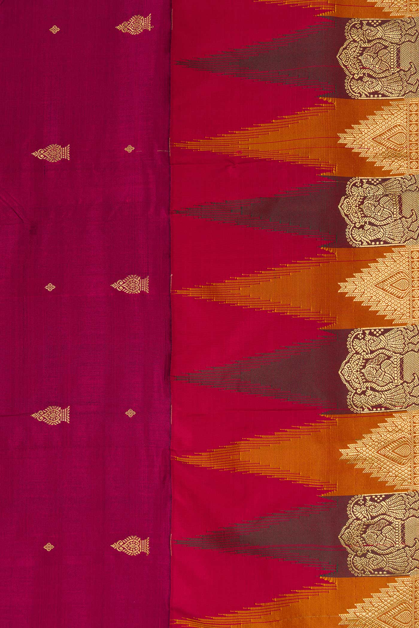Border image of Magenta Dual Tone Kanchipuram Silk Saree with Zari Butta on the body and Temple Border. 