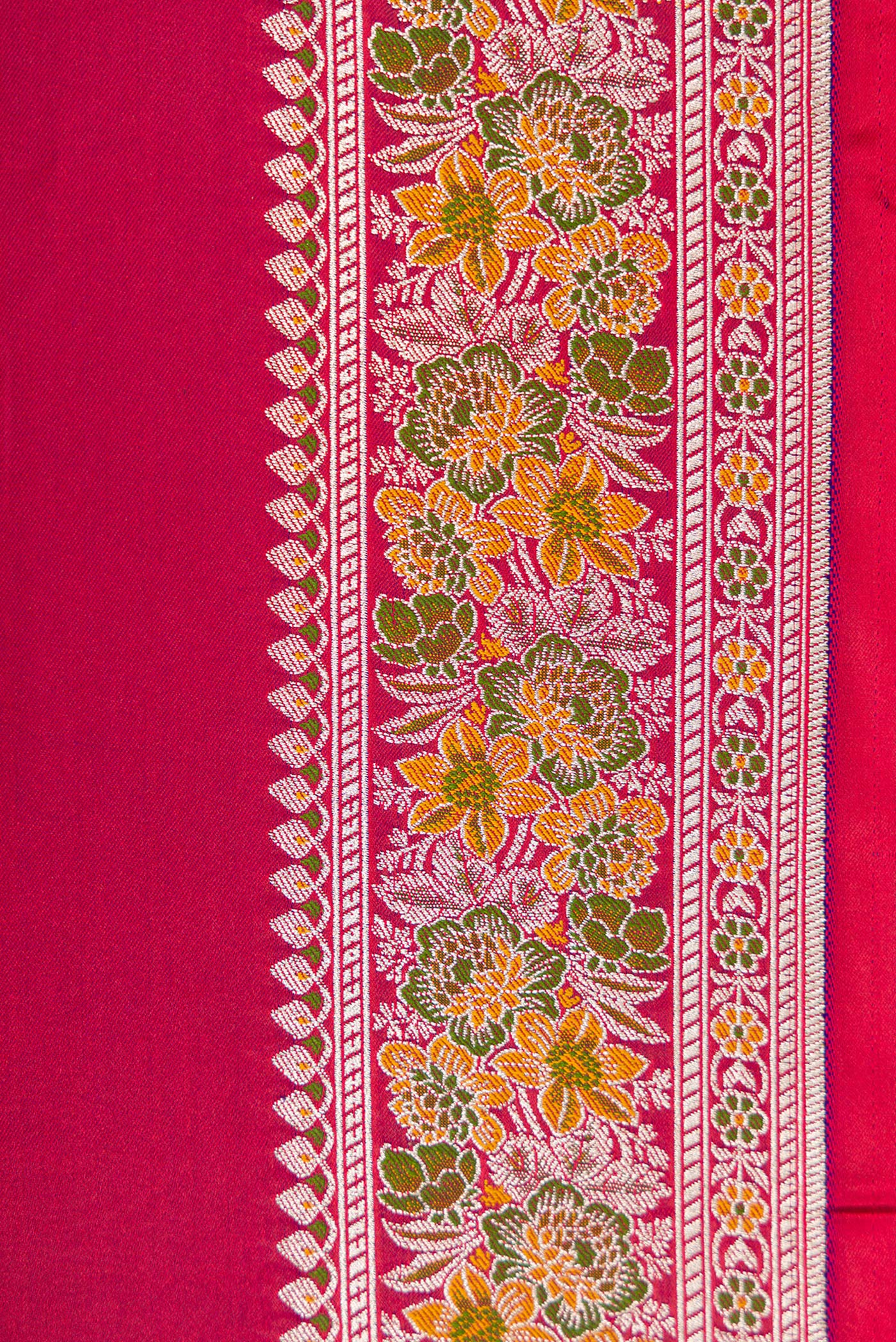 Border image of Maroon Dual Tone Banarasi Silk Saree with Plain Body and Fancy Border. 