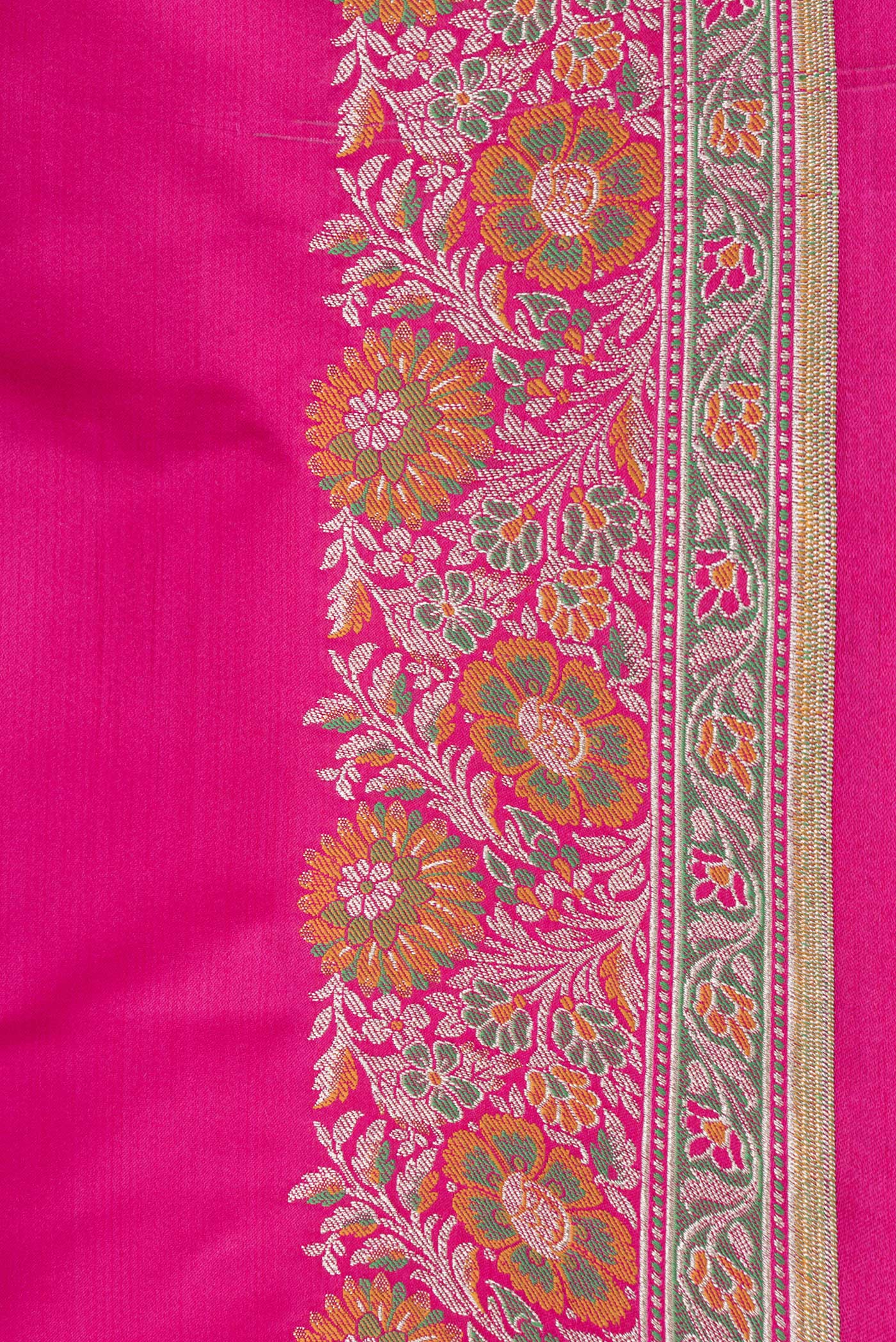 Border image of Pink Dual Tone Blended Banarasi Silk Saree with Plain Body and Fancy Border. 