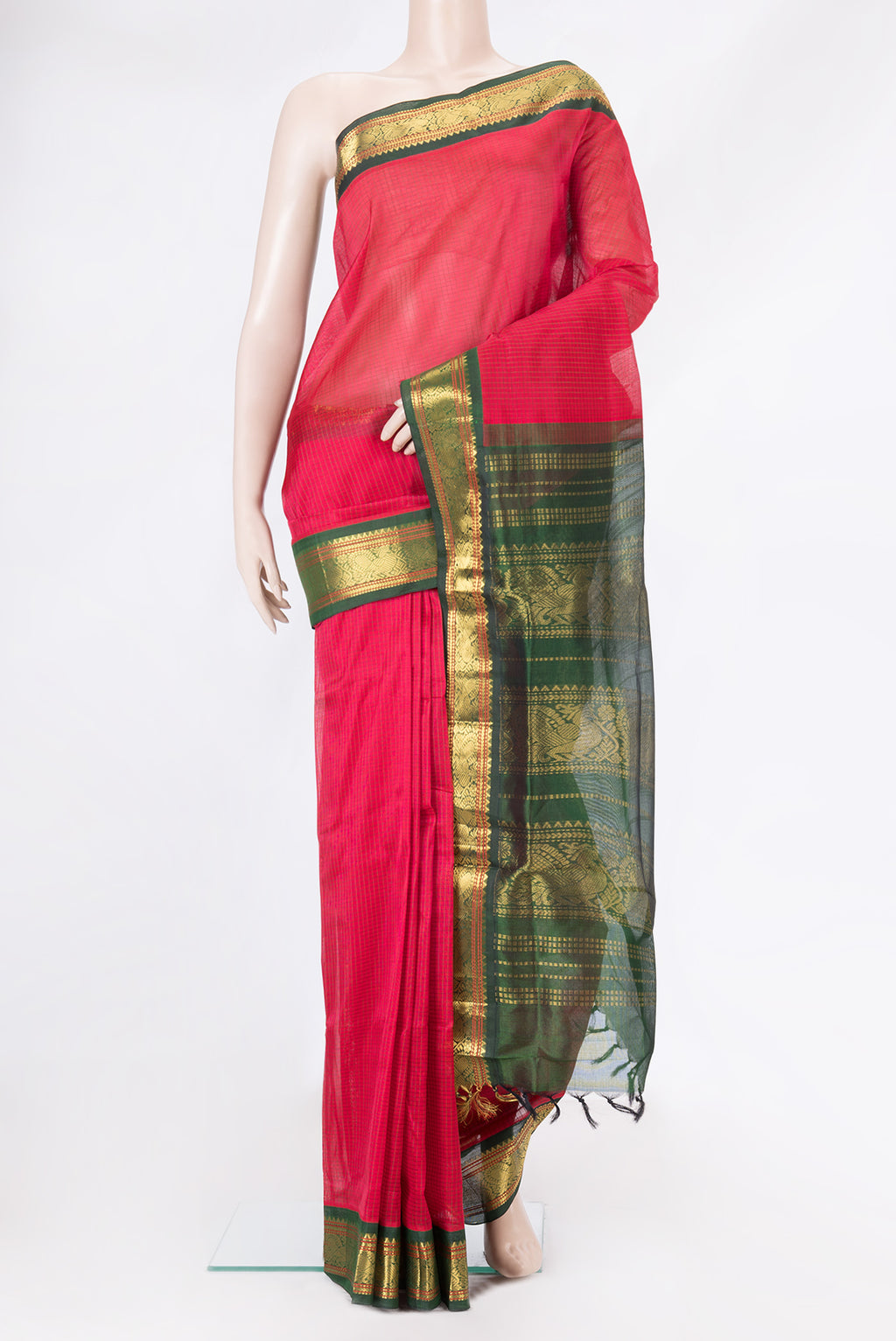 Pink Dual Tone Silk Cotton Saree with Checked design on the body and Zari Border.  displayed on a mannequin