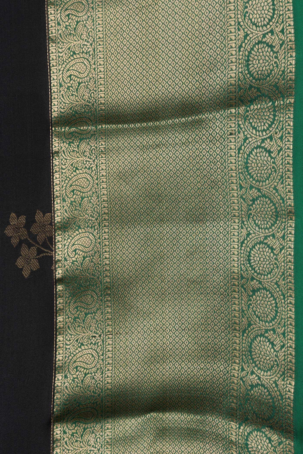 Border image of Black Dual Tone Kanjivaram Silk Saree with Zari Butta on the body and Zari Border. 