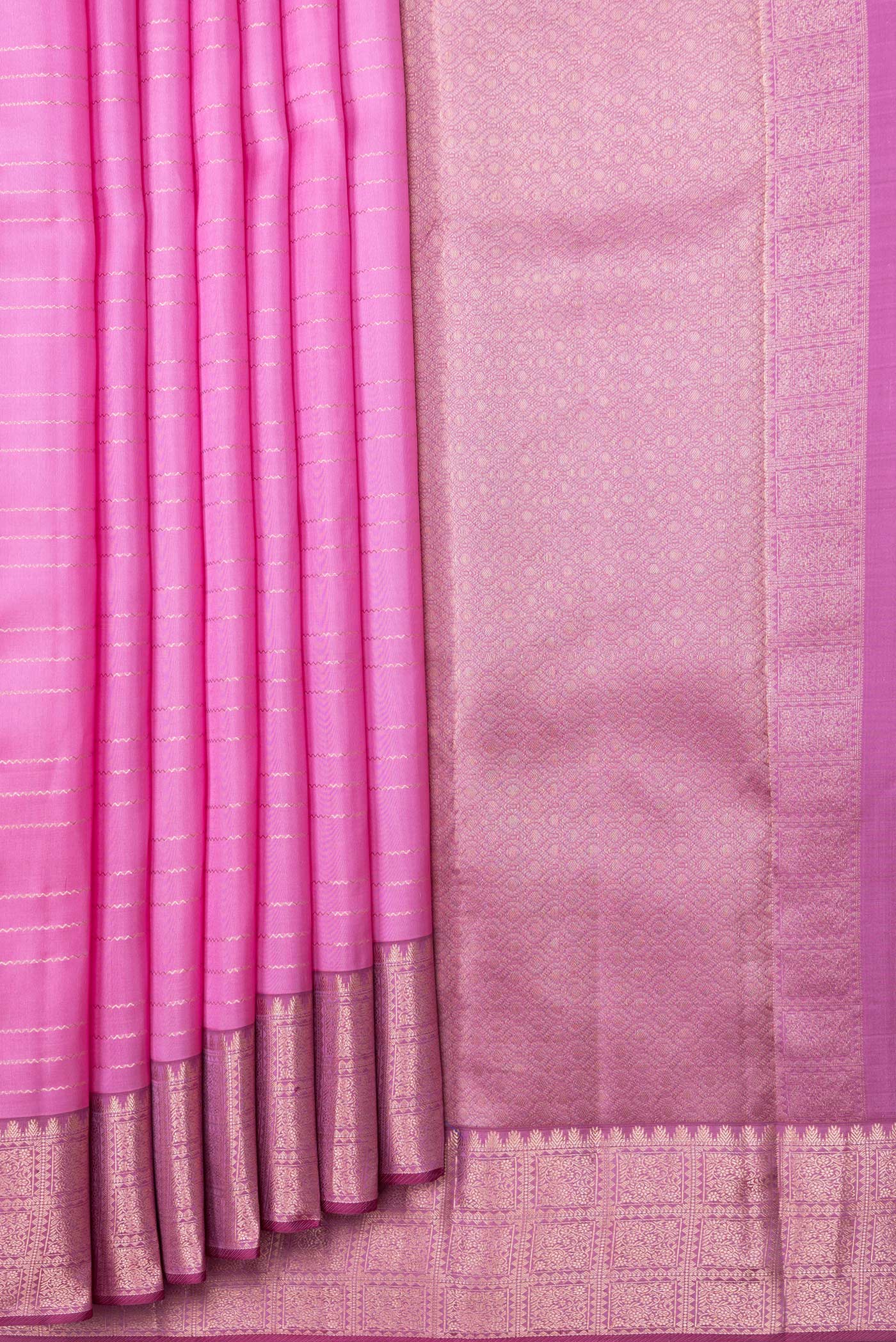 Pleats and pallu of Pink Dual Tone Kanchipuram Silk Saree with Stripes on the body and Zari Border. 