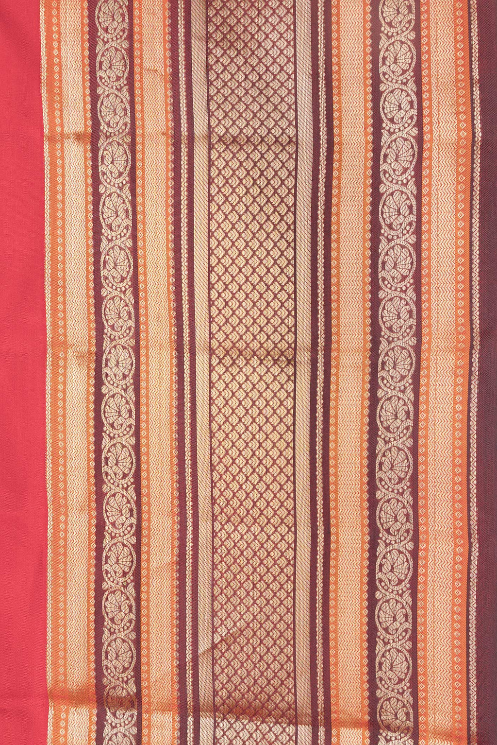 Border image of Red Dual Tone Kanchipuram Silk Saree with Zari Butta on the body and Zari Border. 