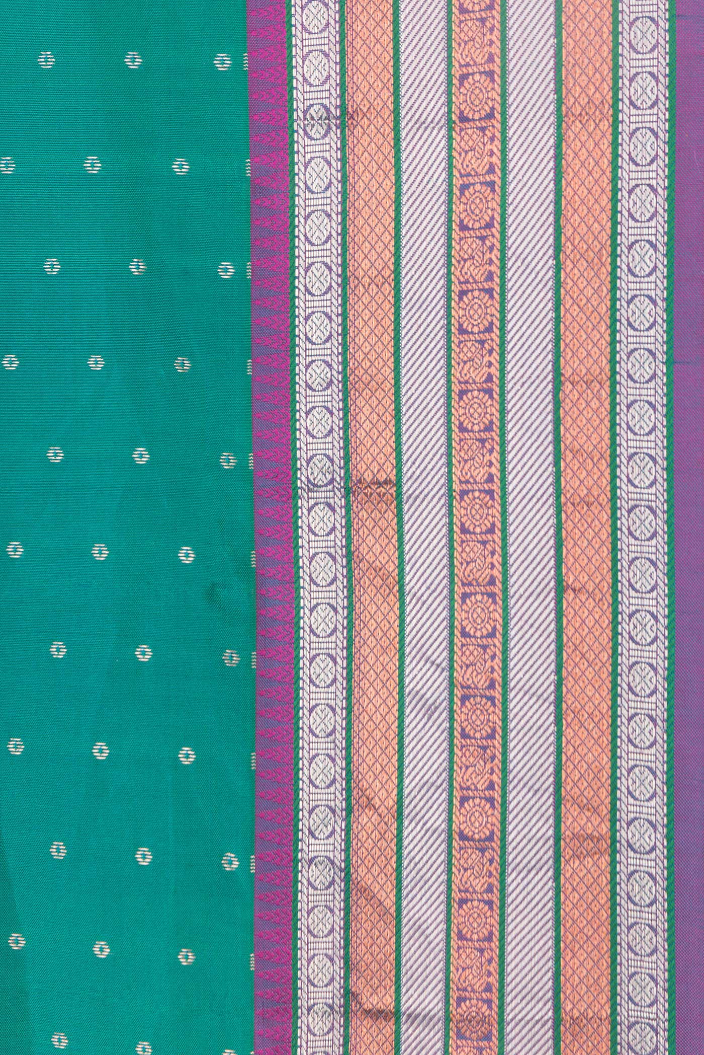 Border image of Green Dual Tone Kanchipuram Silk Saree with Zari Butta on the body and Zari Border. 